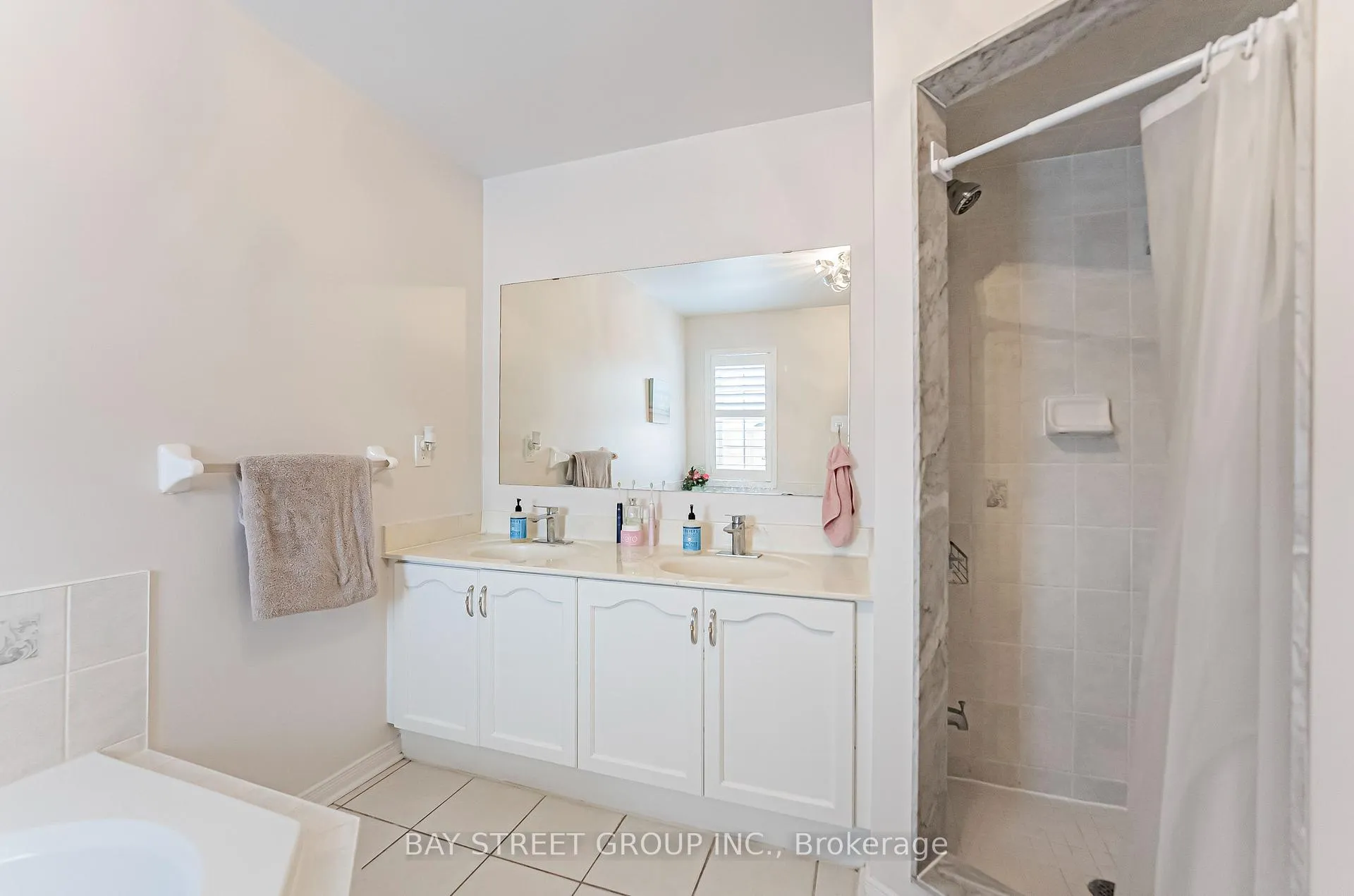 Photo 24 of 42 Charles Brown Road, Markham, Cedarwood — HOMEH