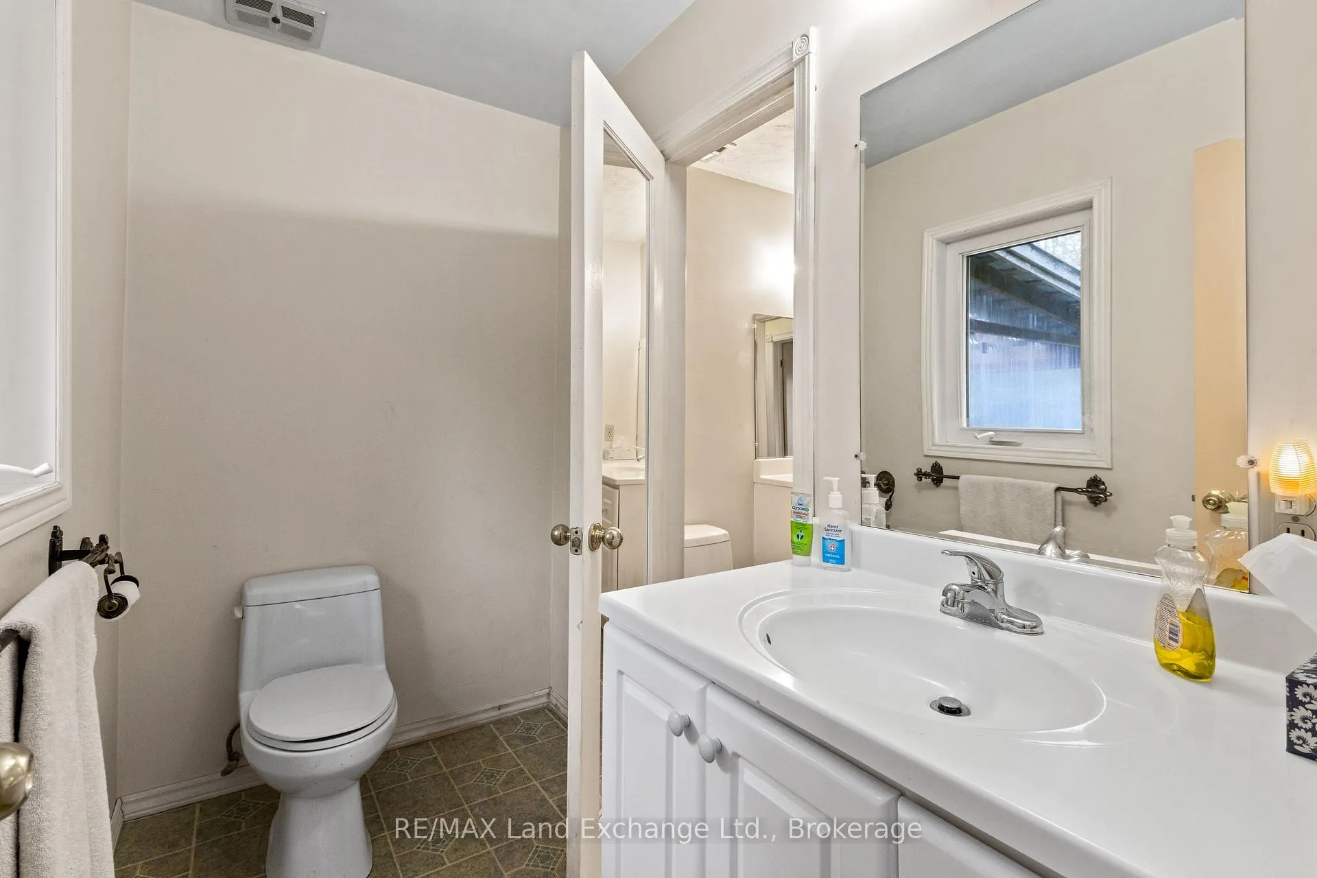 Photo 19 of 114076 Grey 3 Road, West Grey — HOMEH