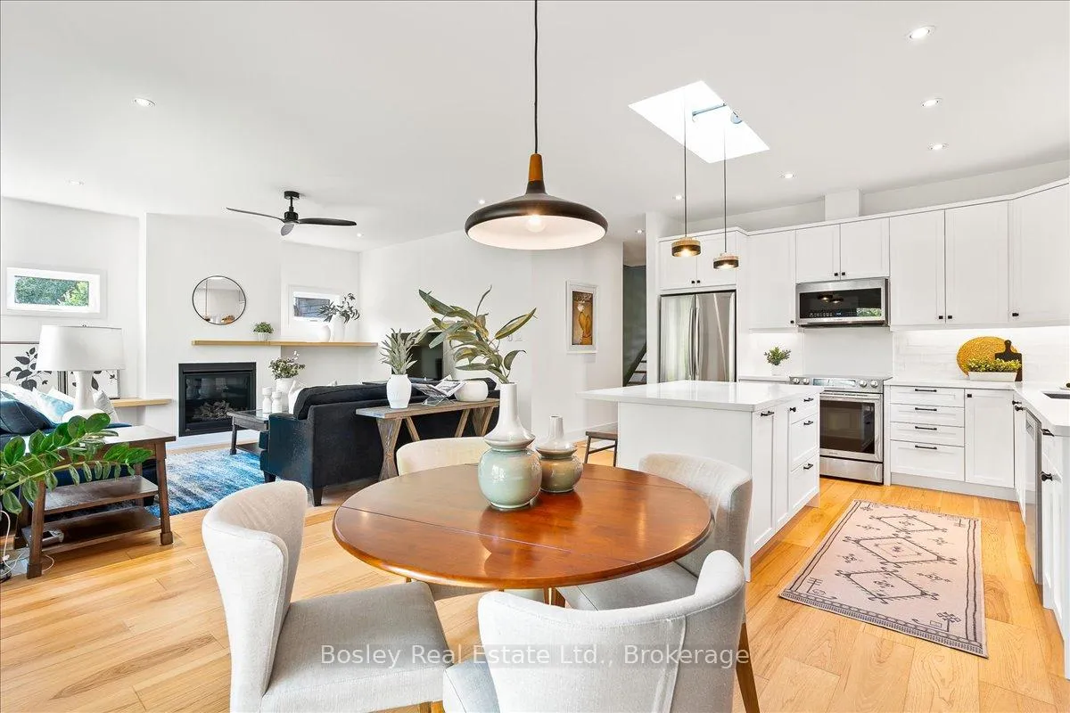 Photo 9 of 2189 Shore Lane, Wasaga Beach — HOMEH
