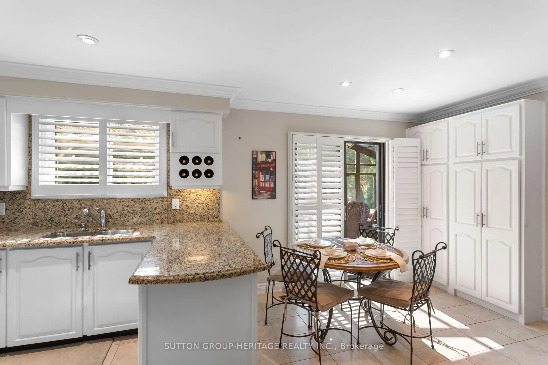Photo 9 of 129 Tilman Circle, Markham, Markham Village — HOMEH