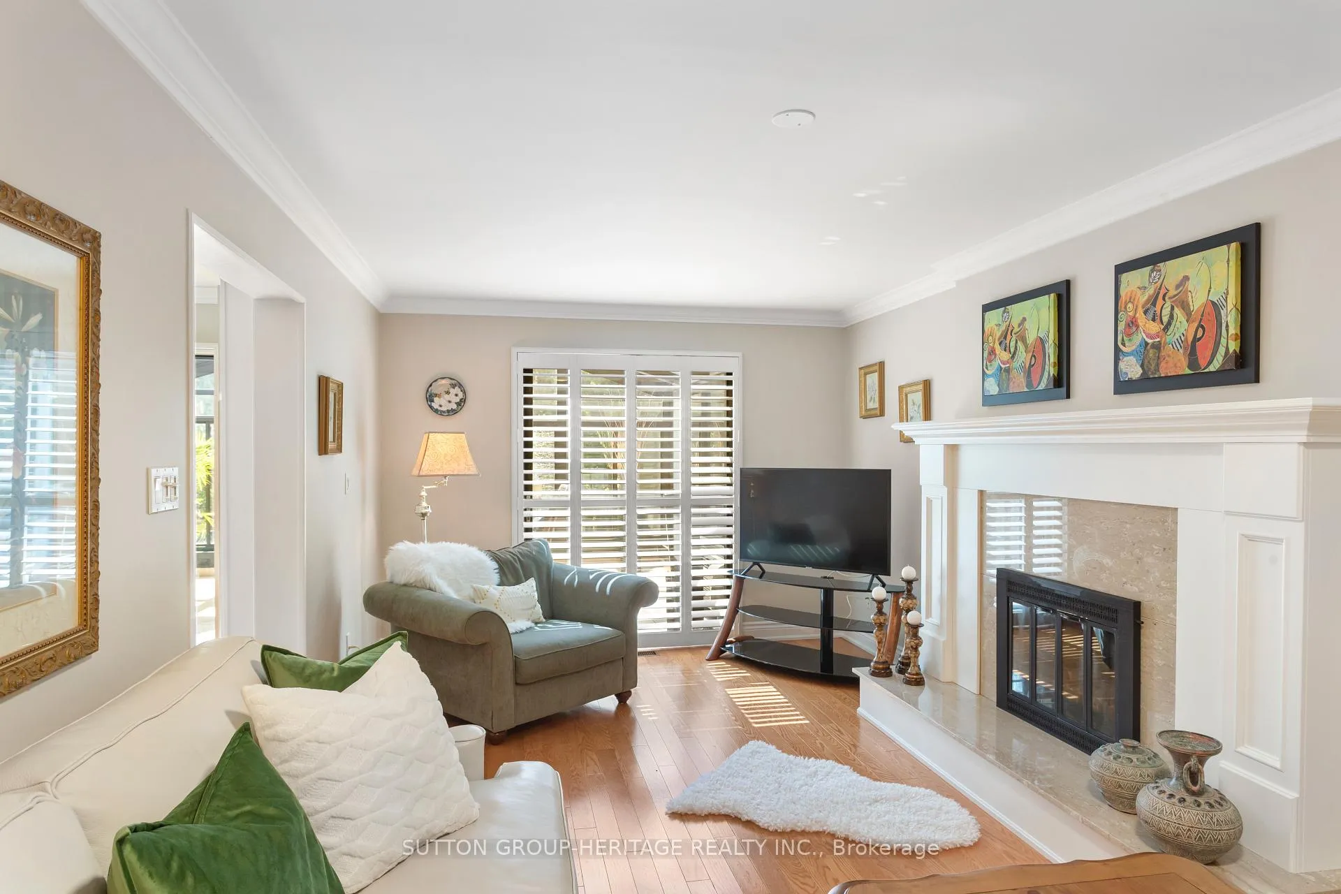 Photo 12 of 129 Tilman Circle, Markham, Markham Village — HOMEH