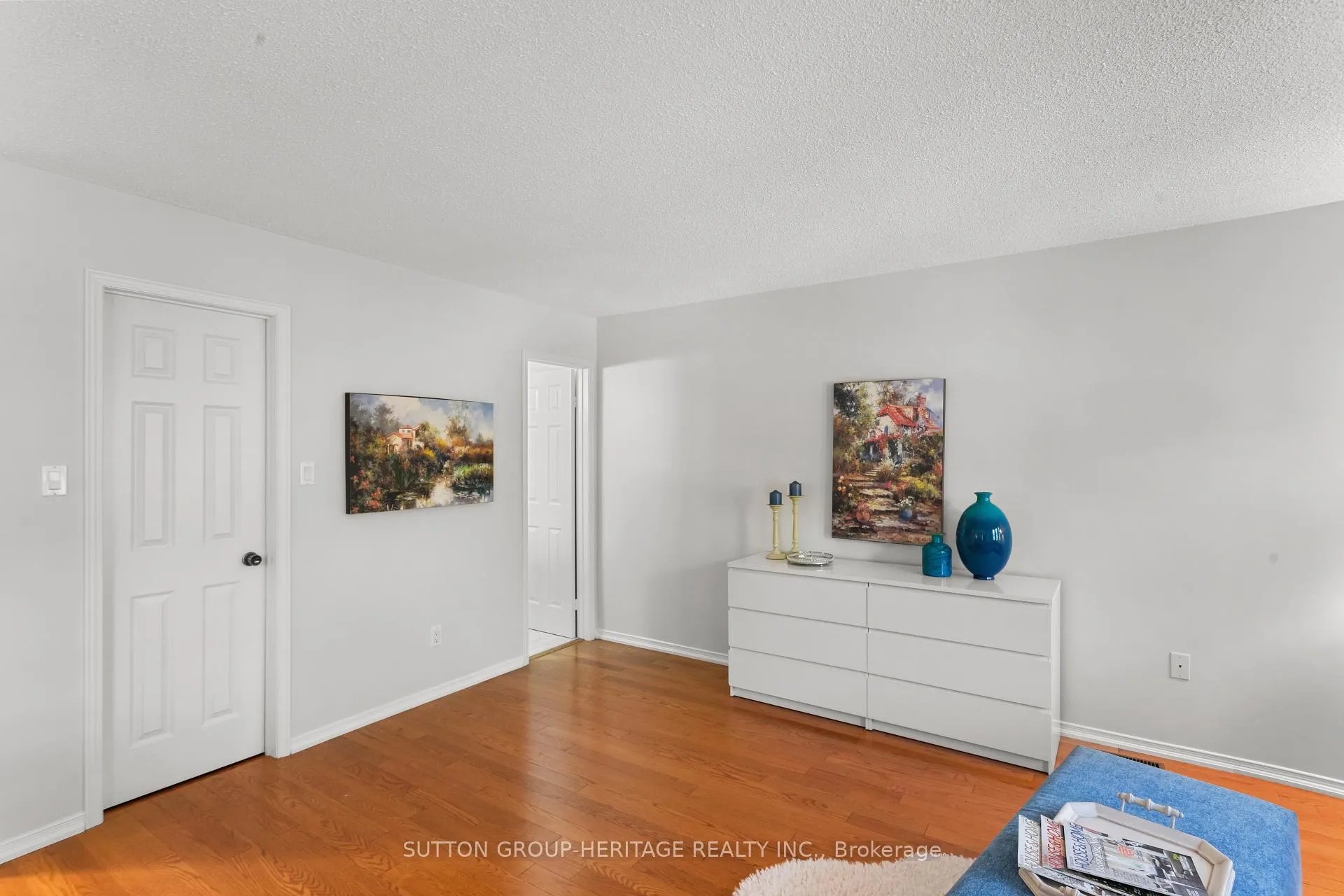Photo 15 of 129 Tilman Circle, Markham, Markham Village — HOMEH