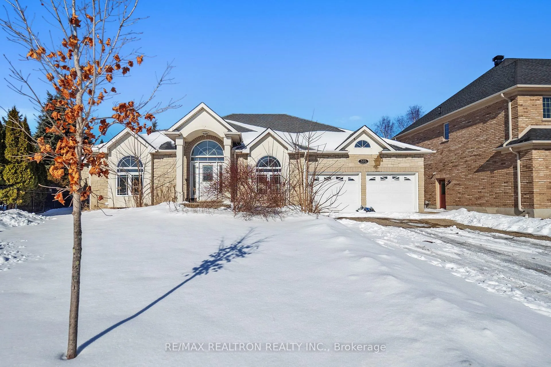 Photo 1 of 520 Falconridge Crescent, Kitchener — HOMEH