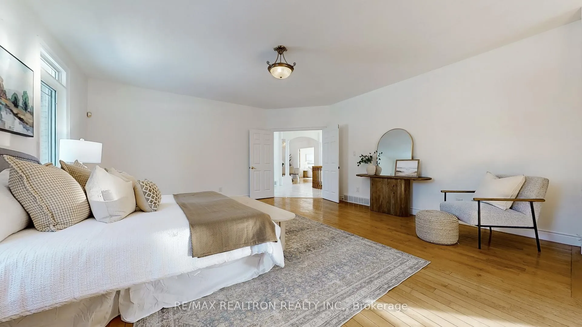 Photo 15 of 520 Falconridge Crescent, Kitchener — HOMEH