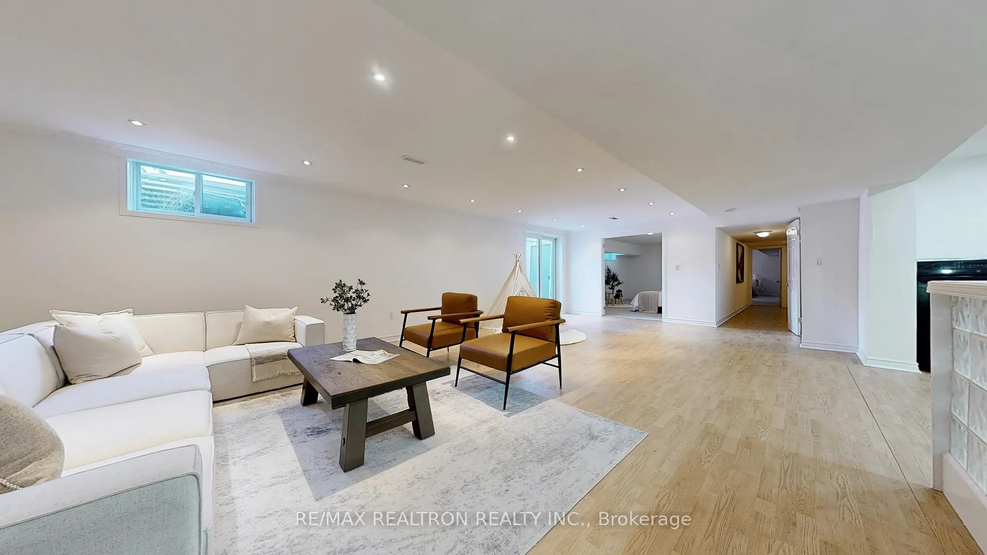 Photo 24 of 520 Falconridge Crescent, Kitchener — HOMEH