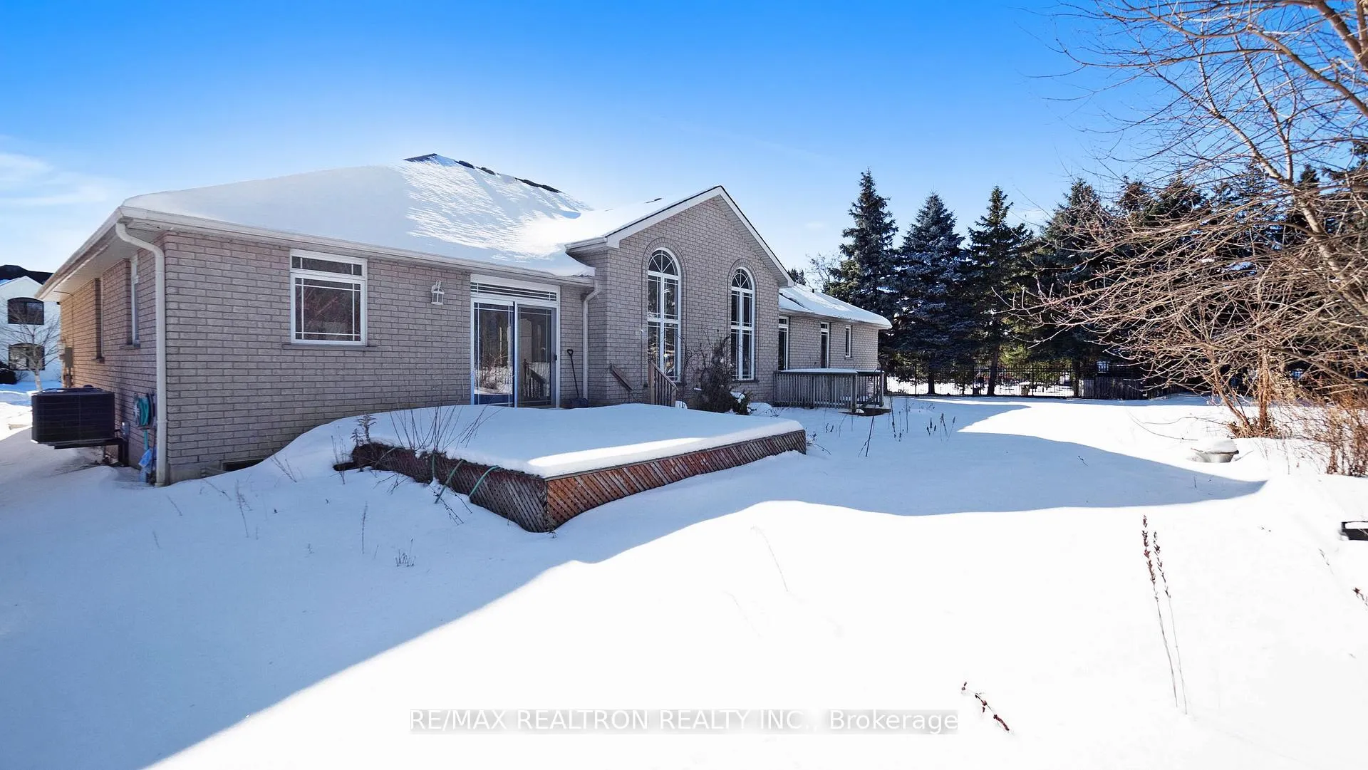 Photo 35 of 520 Falconridge Crescent, Kitchener — HOMEH