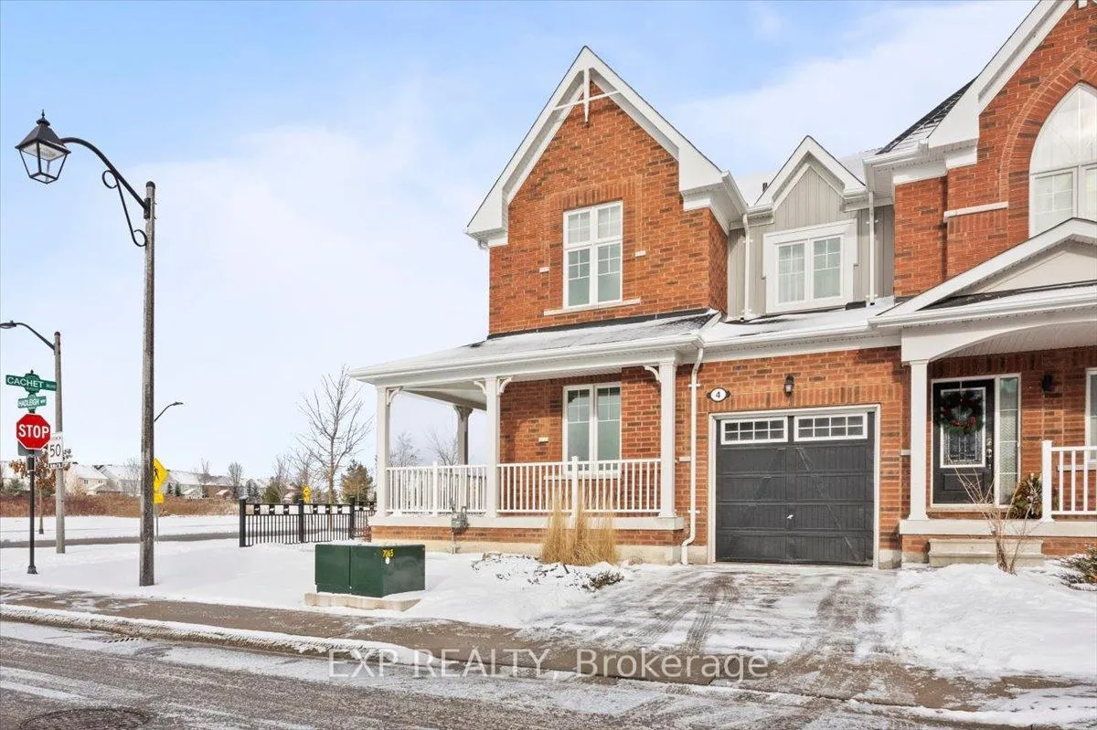 Photo 2 of 4 Hadleigh Way, Whitby, Brooklin — HOMEH