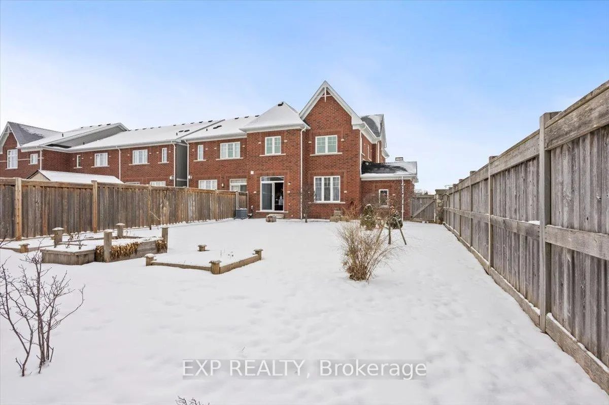 Photo 36 of 4 Hadleigh Way, Whitby, Brooklin — HOMEH