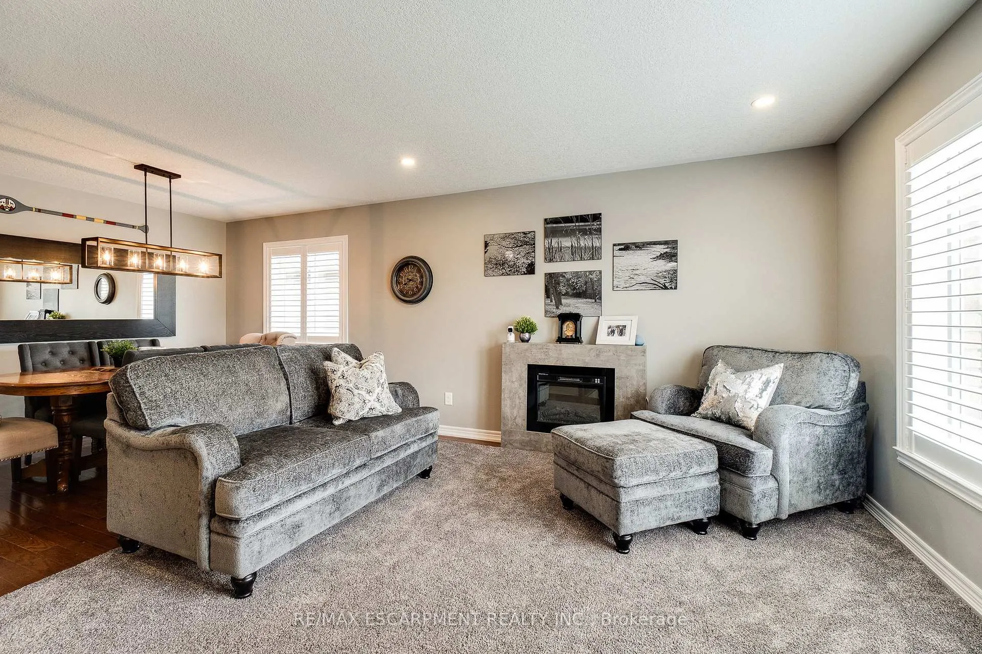 Photo 10 of 5 Donald Crescent, Haldimand — HOMEH