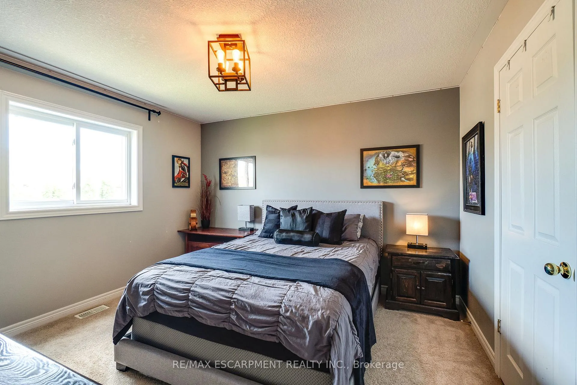 Photo 25 of 5 Donald Crescent, Haldimand — HOMEH