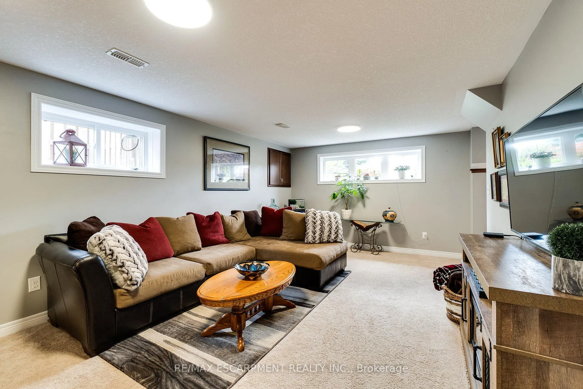Photo 30 of 5 Donald Crescent, Haldimand — HOMEH
