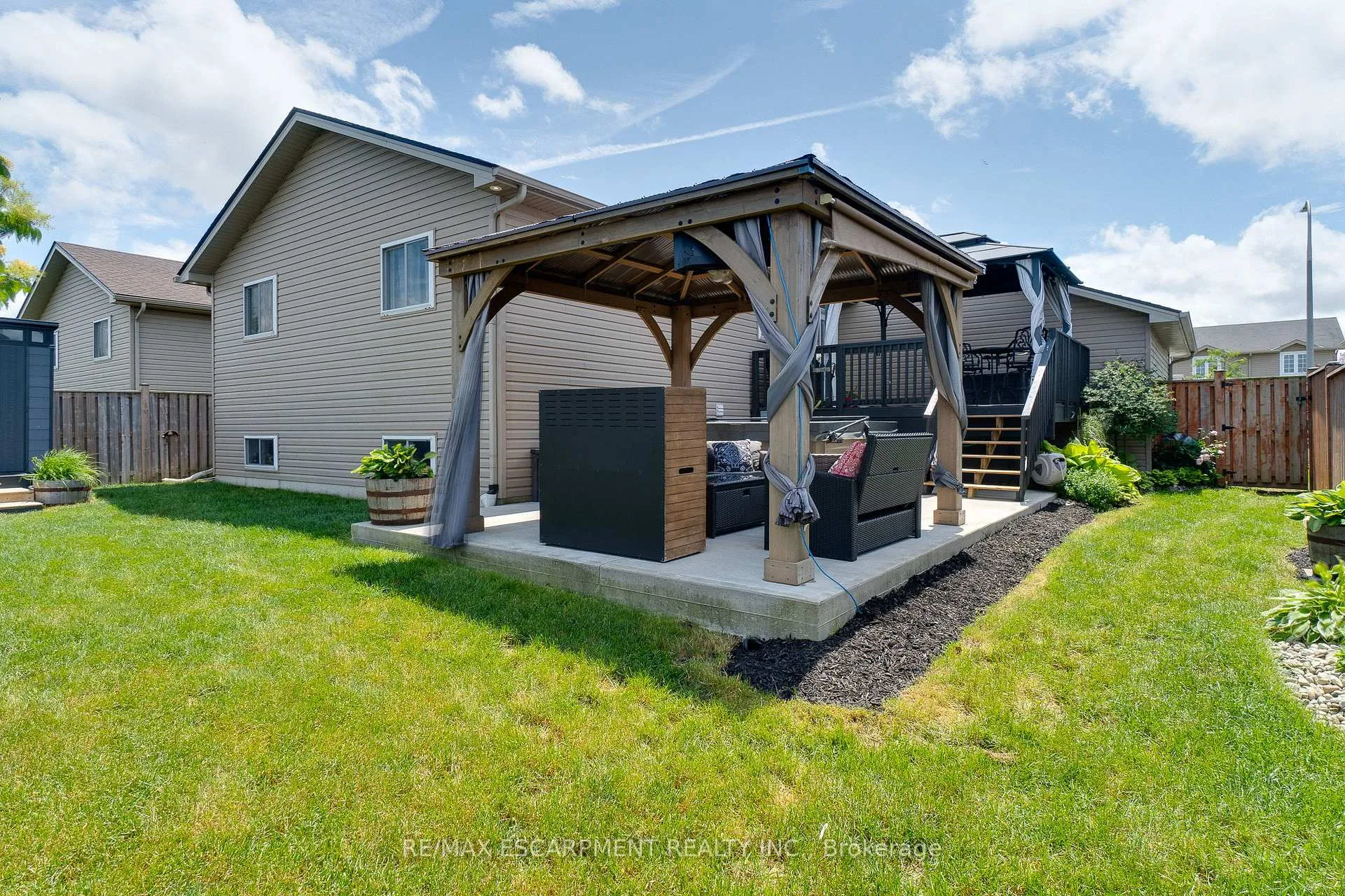 Photo 41 of 5 Donald Crescent, Haldimand — HOMEH