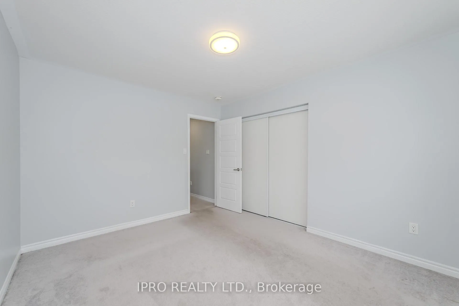 Photo 29 of 102 Watermill Street, Kitchener, Doon South — HOMEH