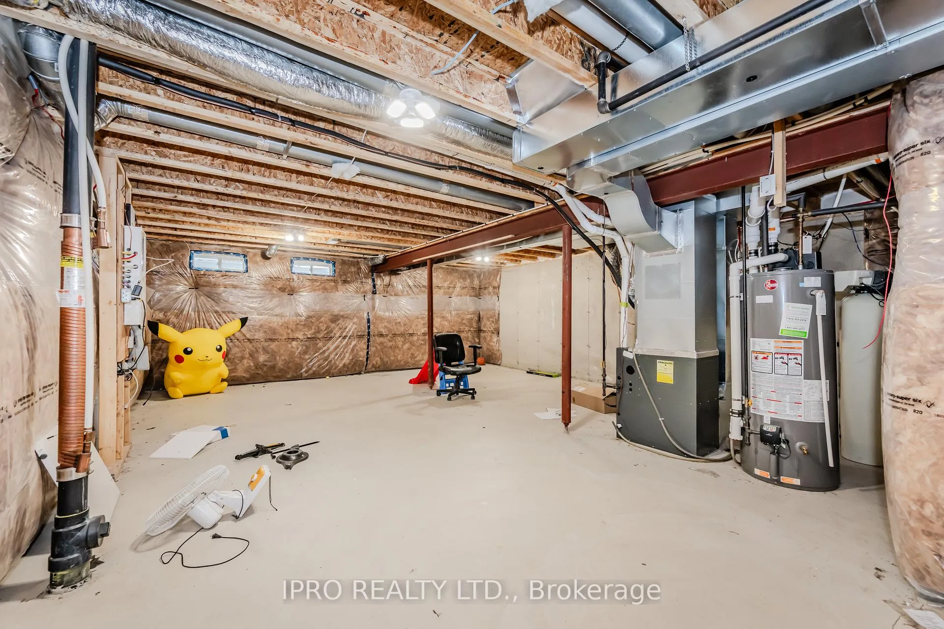 Photo 34 of 102 Watermill Street, Kitchener, Doon South — HOMEH