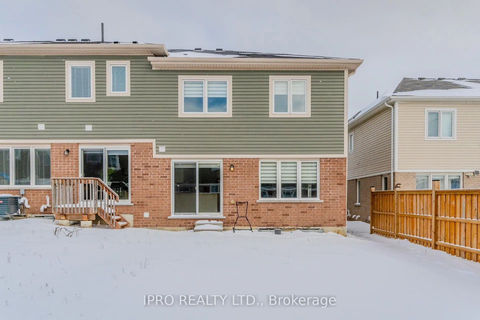 Photo 40 of 102 Watermill Street, Kitchener, Doon South — HOMEH