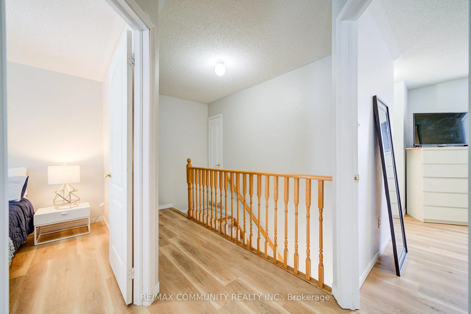 Photo 30 of 402 Hawkview Boulevard, Vaughan, Vellore Village — HOMEH