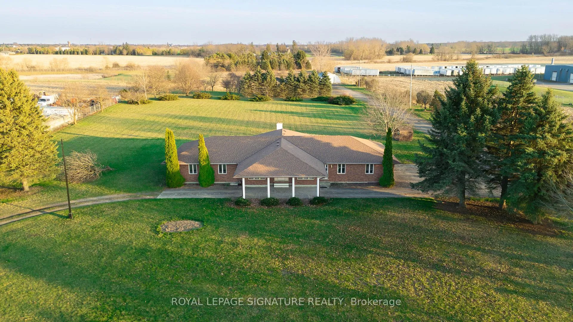 Photo 1 of 24 Brian Drive, Brant, Burford — HOMEH