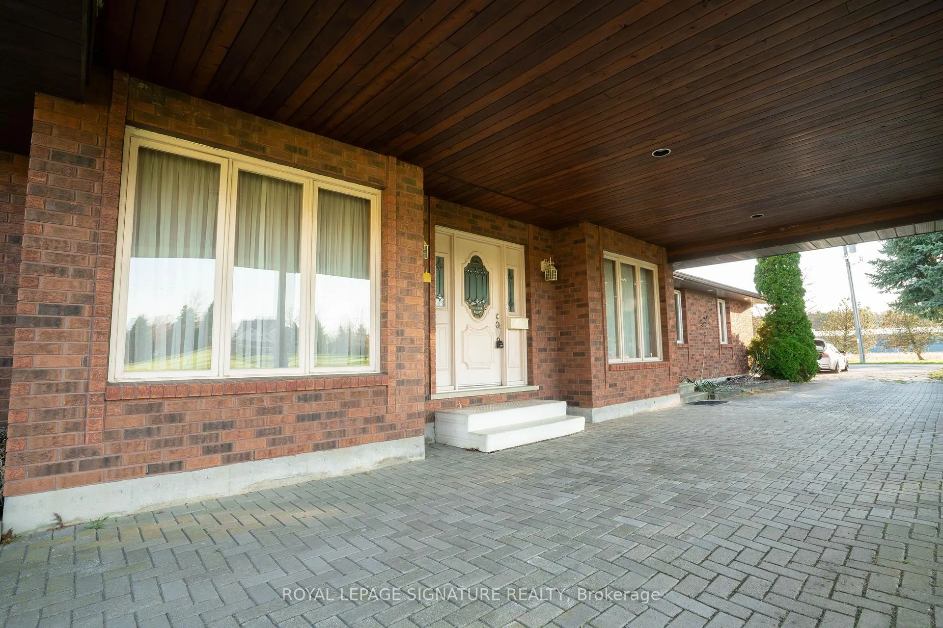 Photo 9 of 24 Brian Drive, Brant, Burford — HOMEH