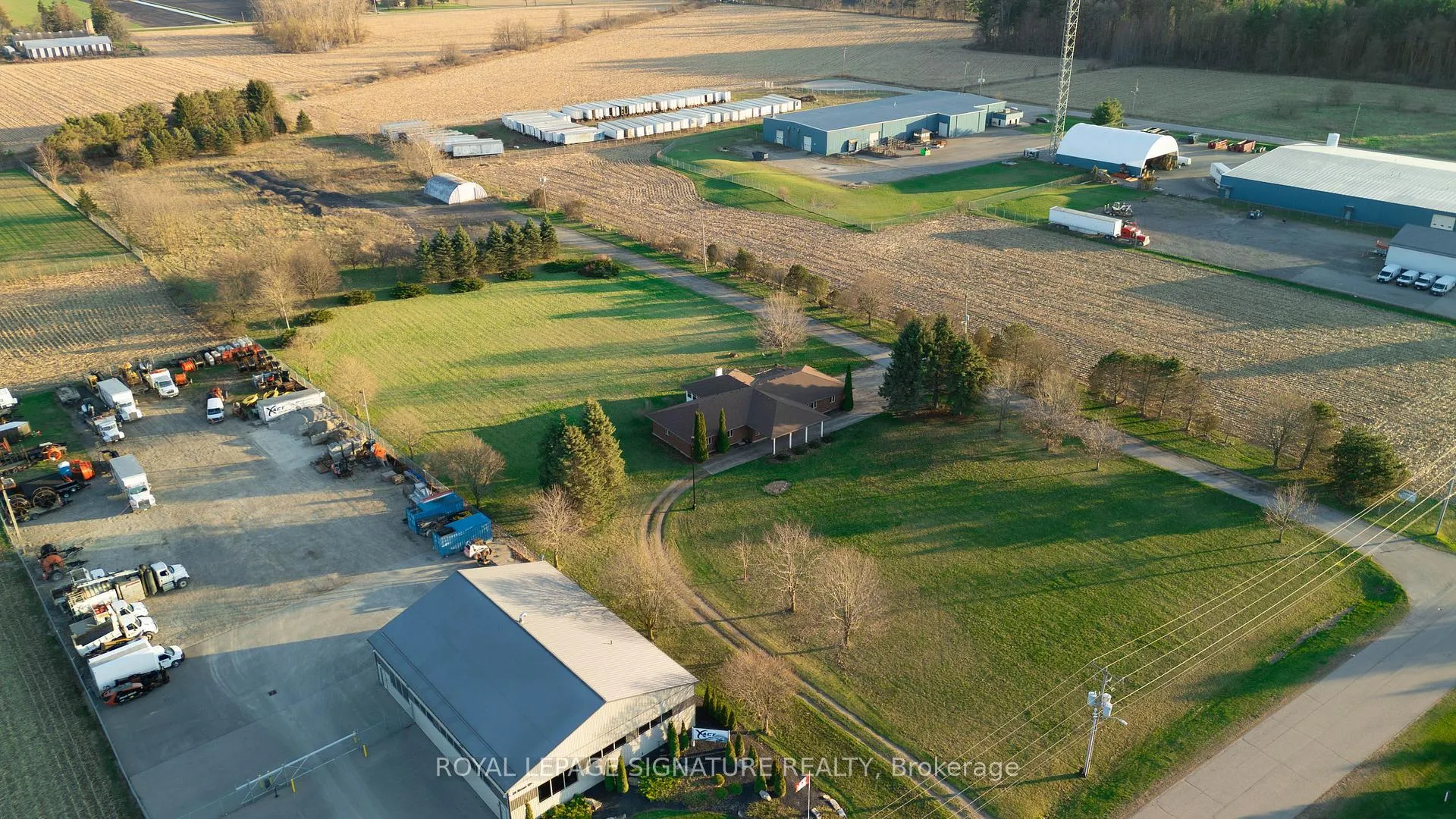 Photo 23 of 24 Brian Drive, Brant, Burford — HOMEH