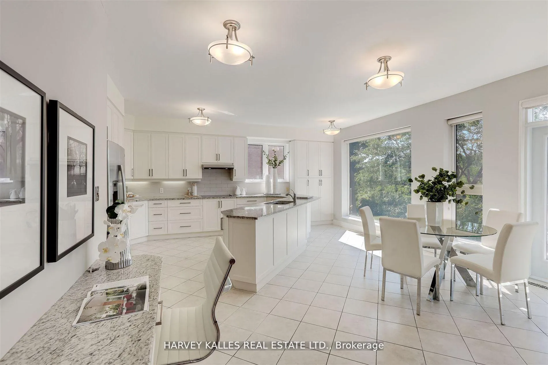 Photo 8 of 62 Prince Edward Boulevard, Markham, Thornlea — HOMEH