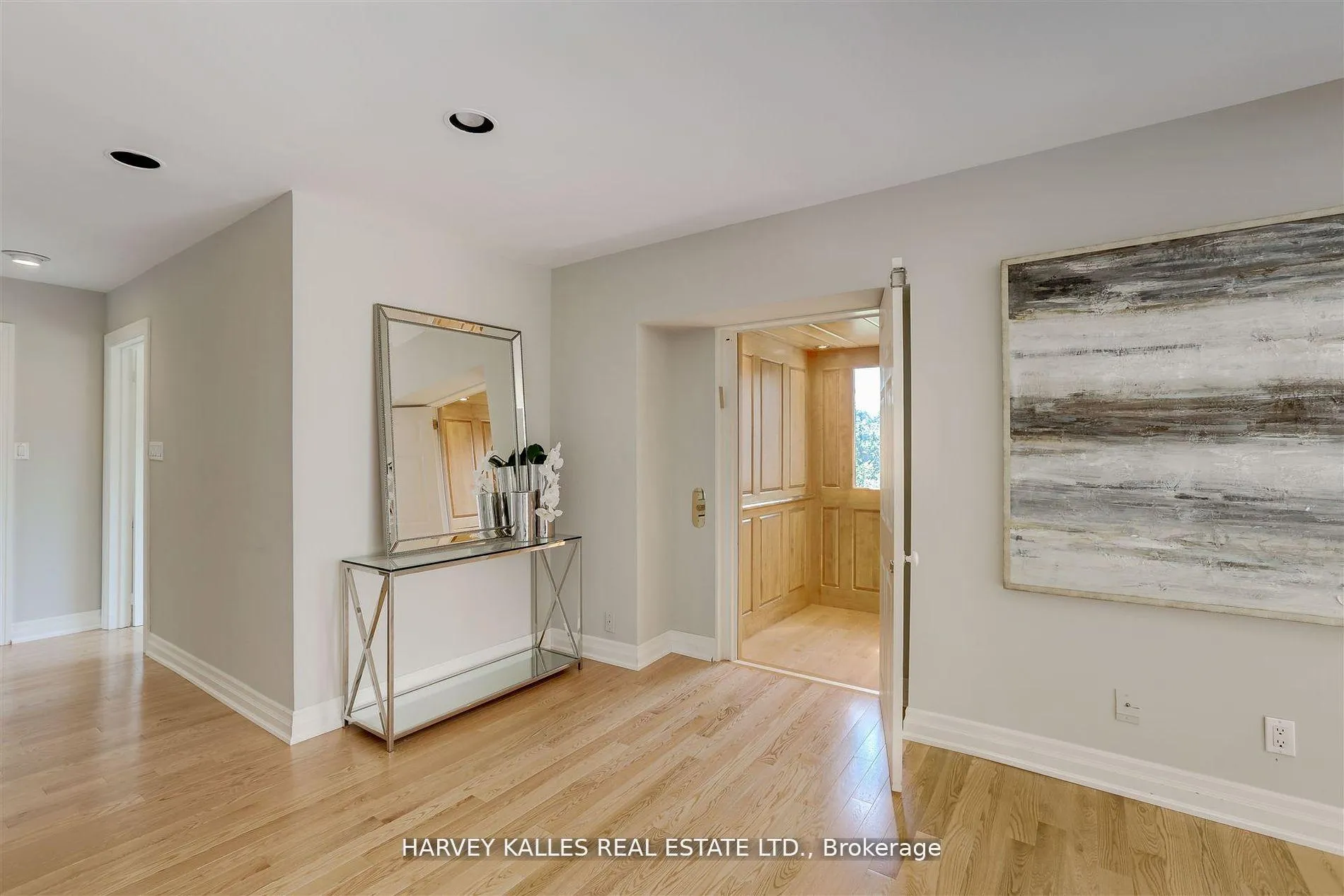 Photo 23 of 62 Prince Edward Boulevard, Markham, Thornlea — HOMEH