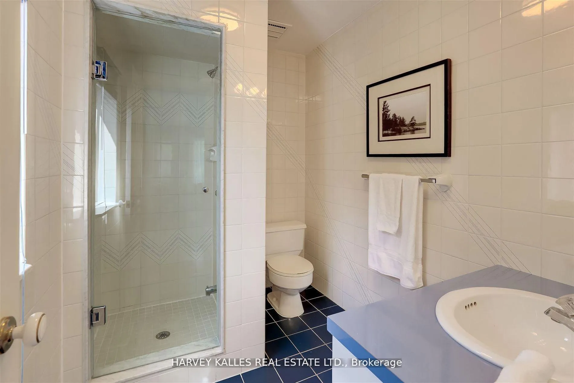 Photo 29 of 62 Prince Edward Boulevard, Markham, Thornlea — HOMEH