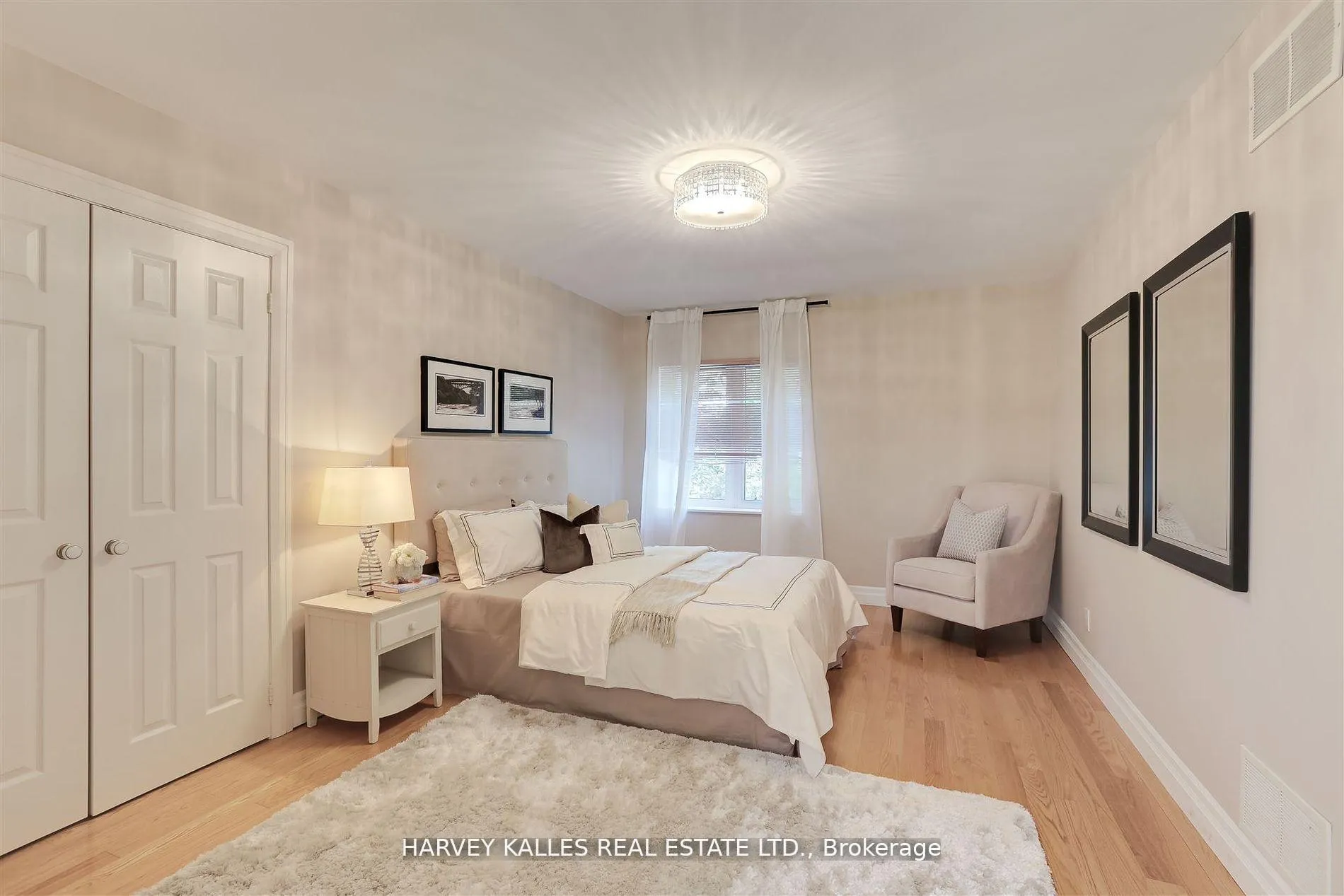 Photo 31 of 62 Prince Edward Boulevard, Markham, Thornlea — HOMEH