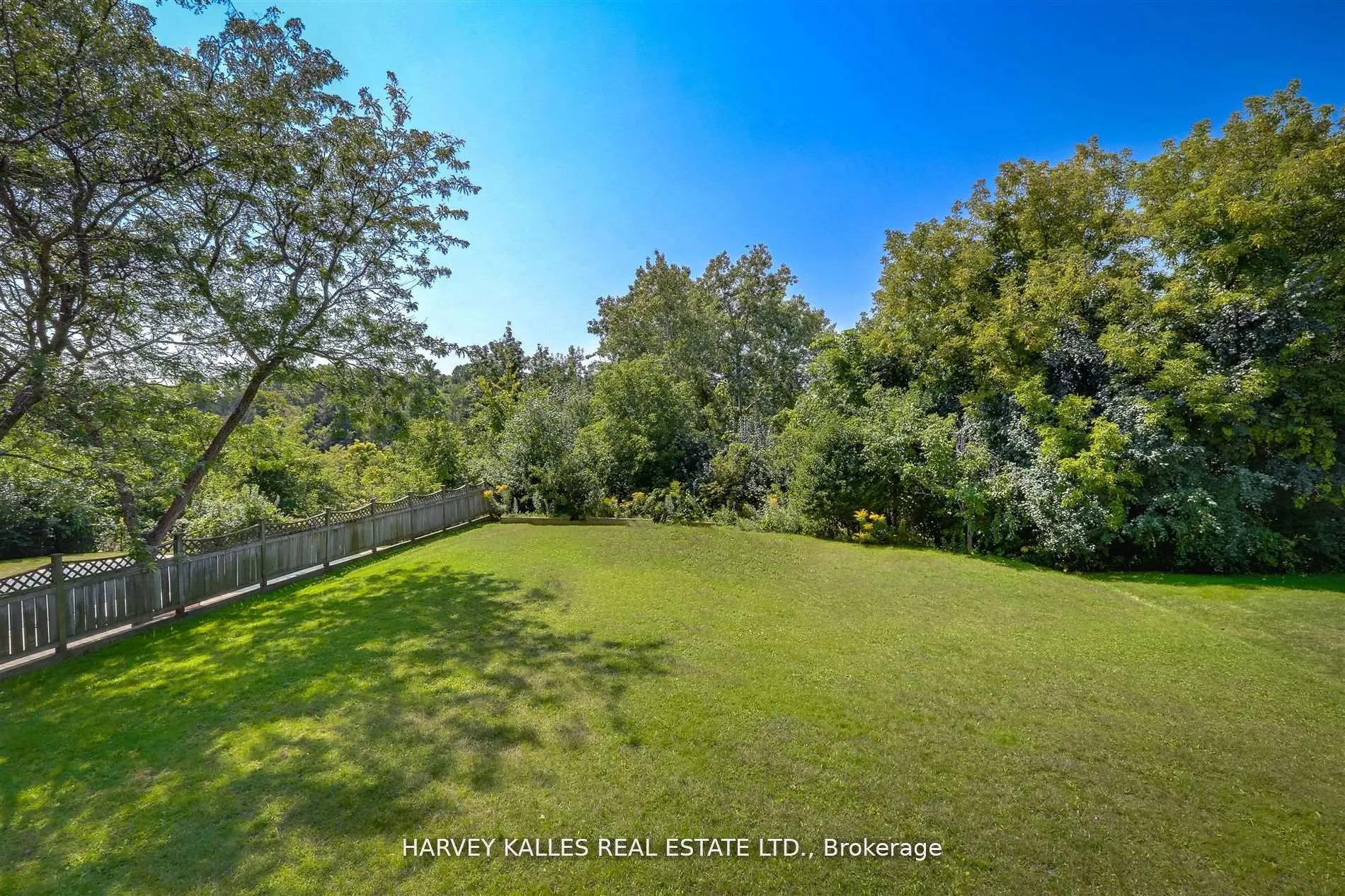 Photo 36 of 62 Prince Edward Boulevard, Markham, Thornlea — HOMEH