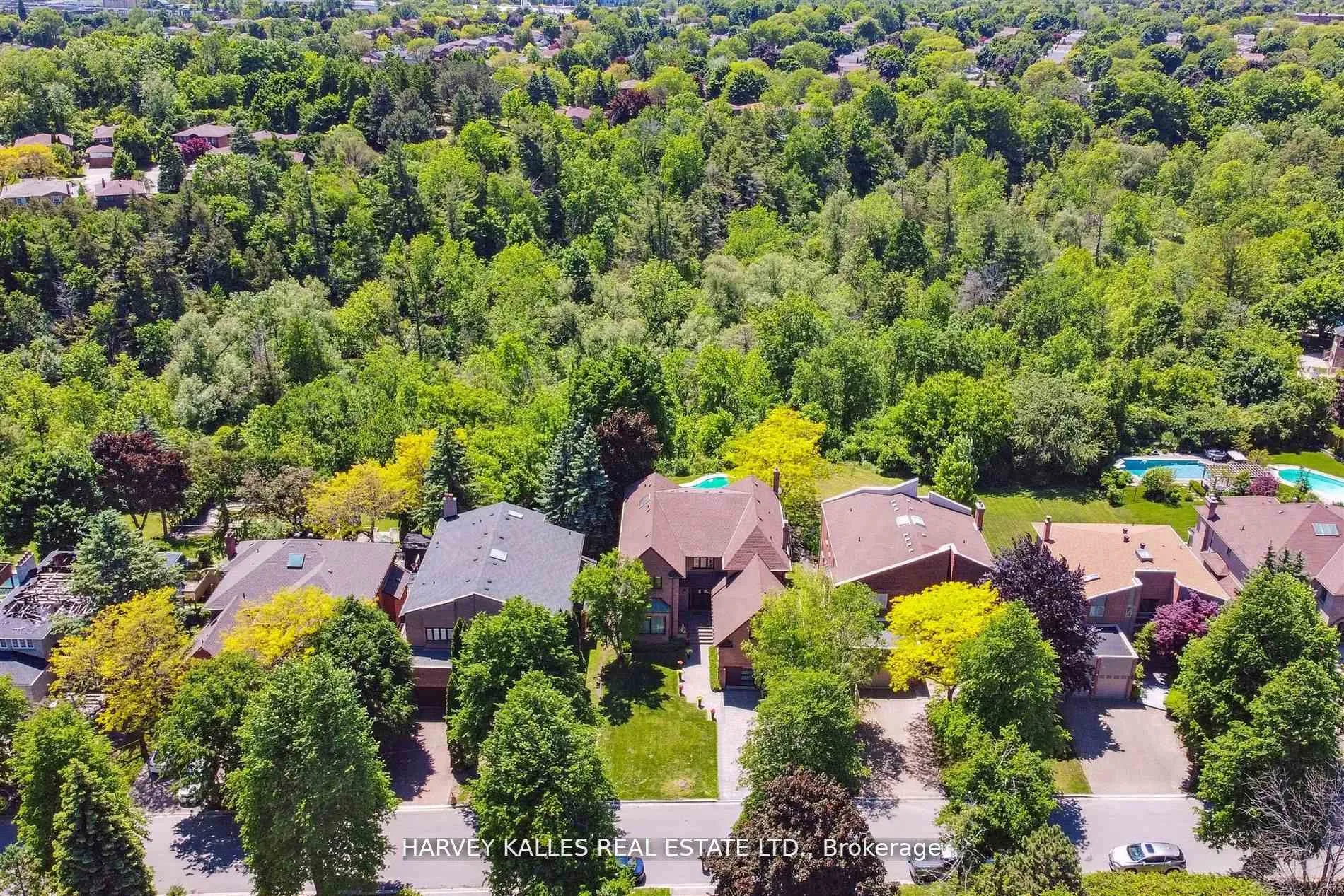 Photo 40 of 62 Prince Edward Boulevard, Markham, Thornlea — HOMEH