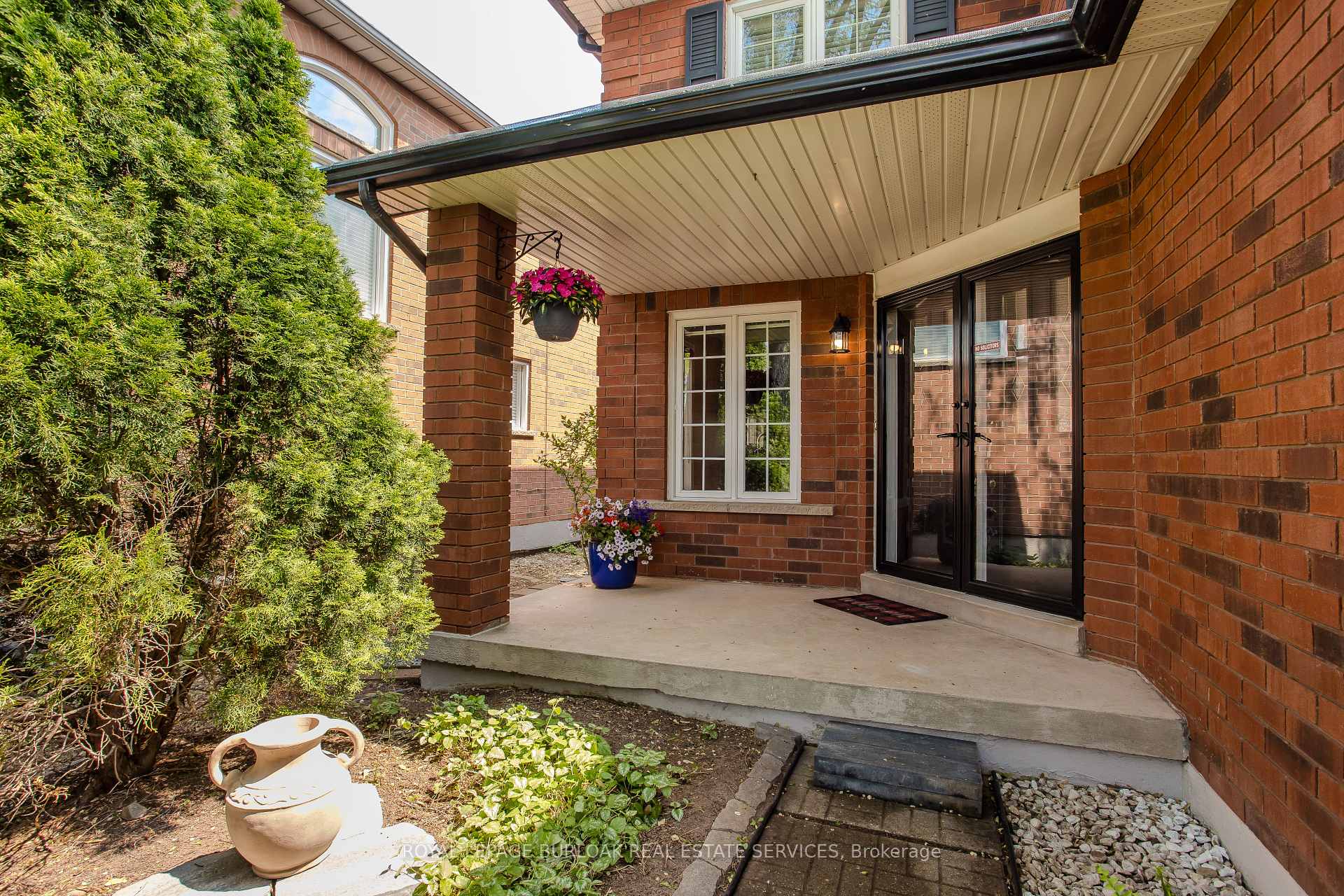 Photo 16 of 561 Phoebe Crescent, Burlington, Appleby — HOMEH