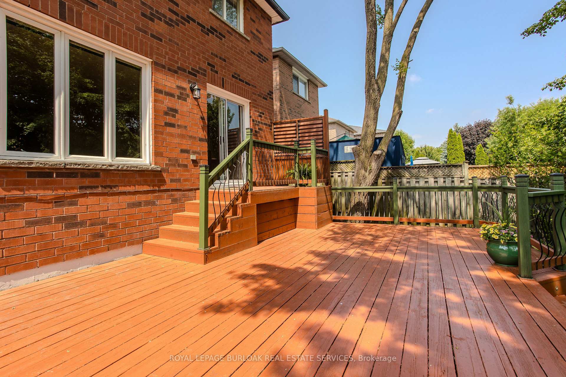 Photo 17 of 561 Phoebe Crescent, Burlington, Appleby — HOMEH