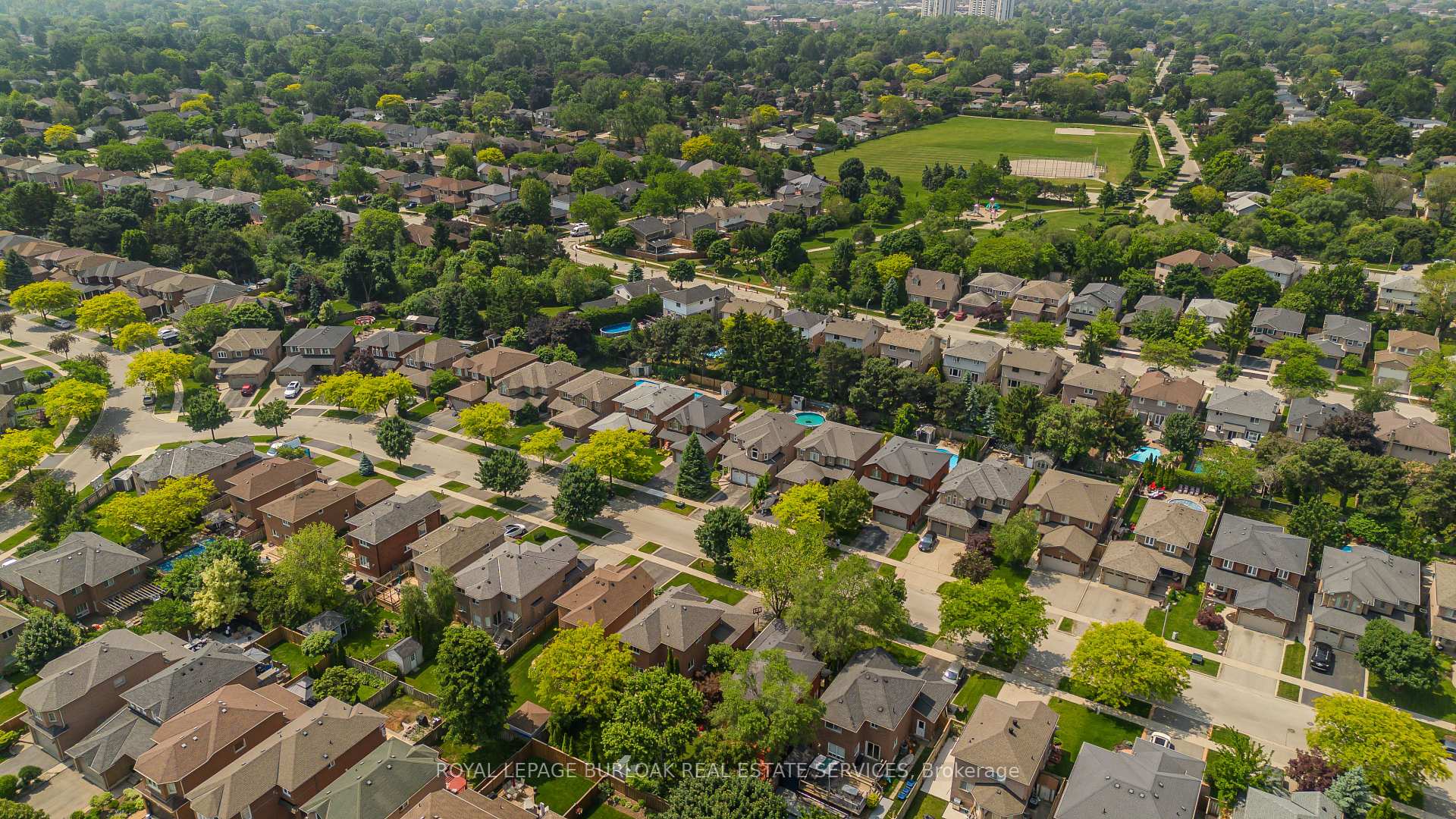 Photo 20 of 561 Phoebe Crescent, Burlington, Appleby — HOMEH