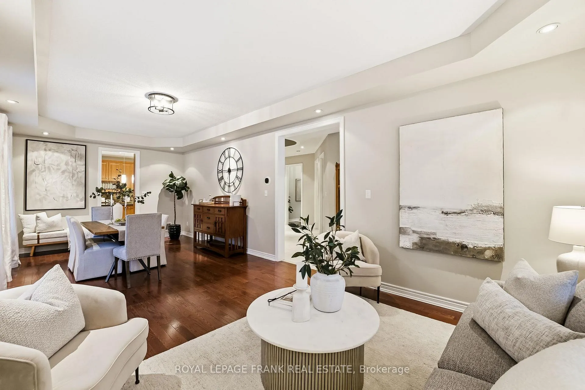 Photo 8 of 2 Braddock Court, Whitby, Brooklin — HOMEH