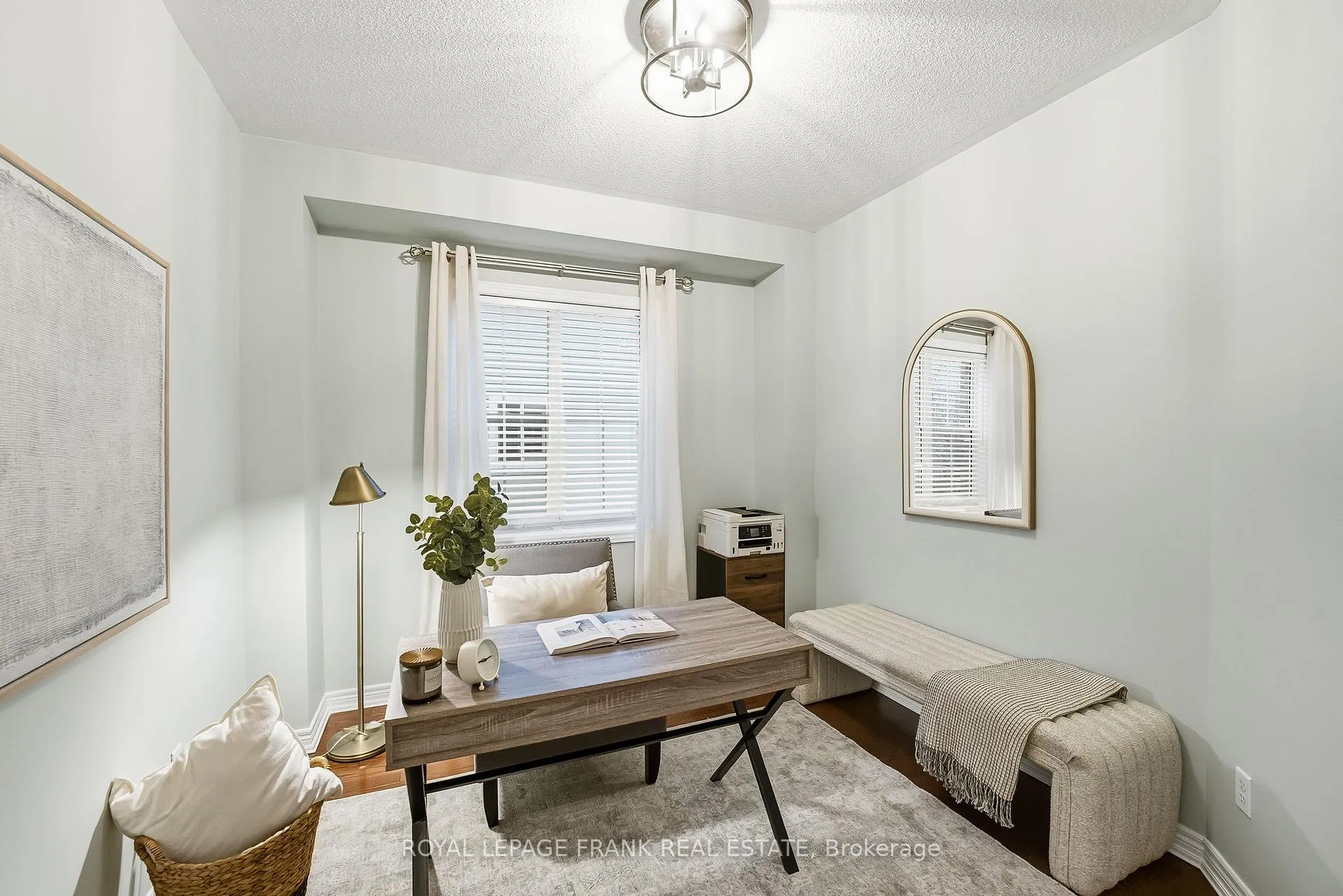 Photo 17 of 2 Braddock Court, Whitby, Brooklin — HOMEH
