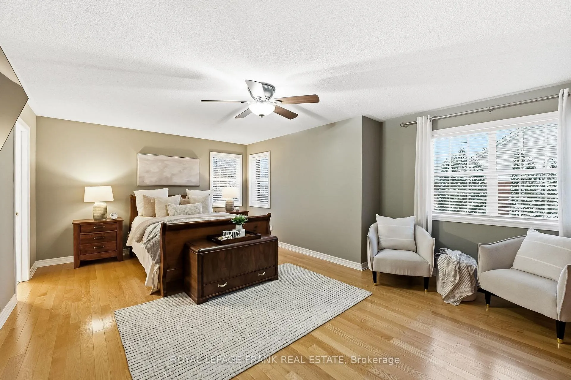 Photo 21 of 2 Braddock Court, Whitby, Brooklin — HOMEH