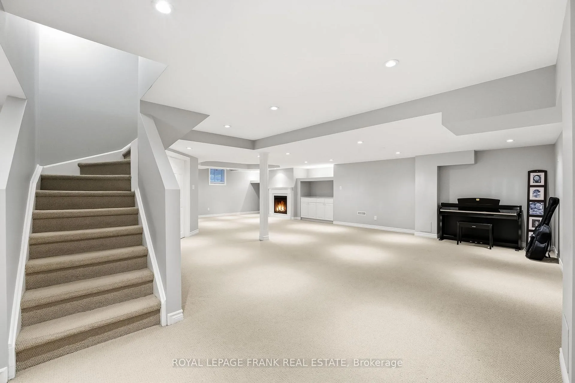 Photo 29 of 2 Braddock Court, Whitby, Brooklin — HOMEH