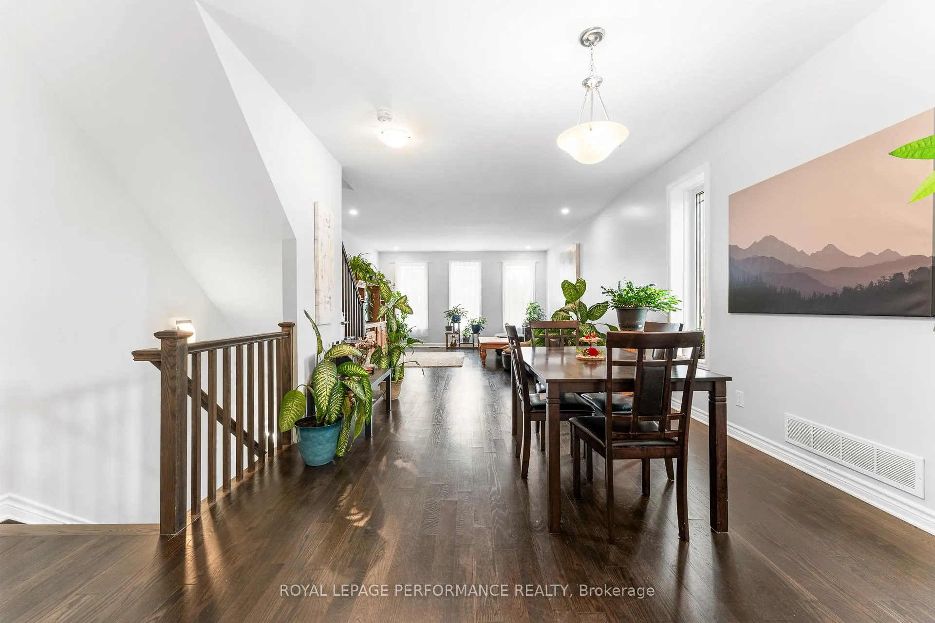Photo 8 of 130 Matador Private, Ottawa, Carson Meadows — HOMEH
