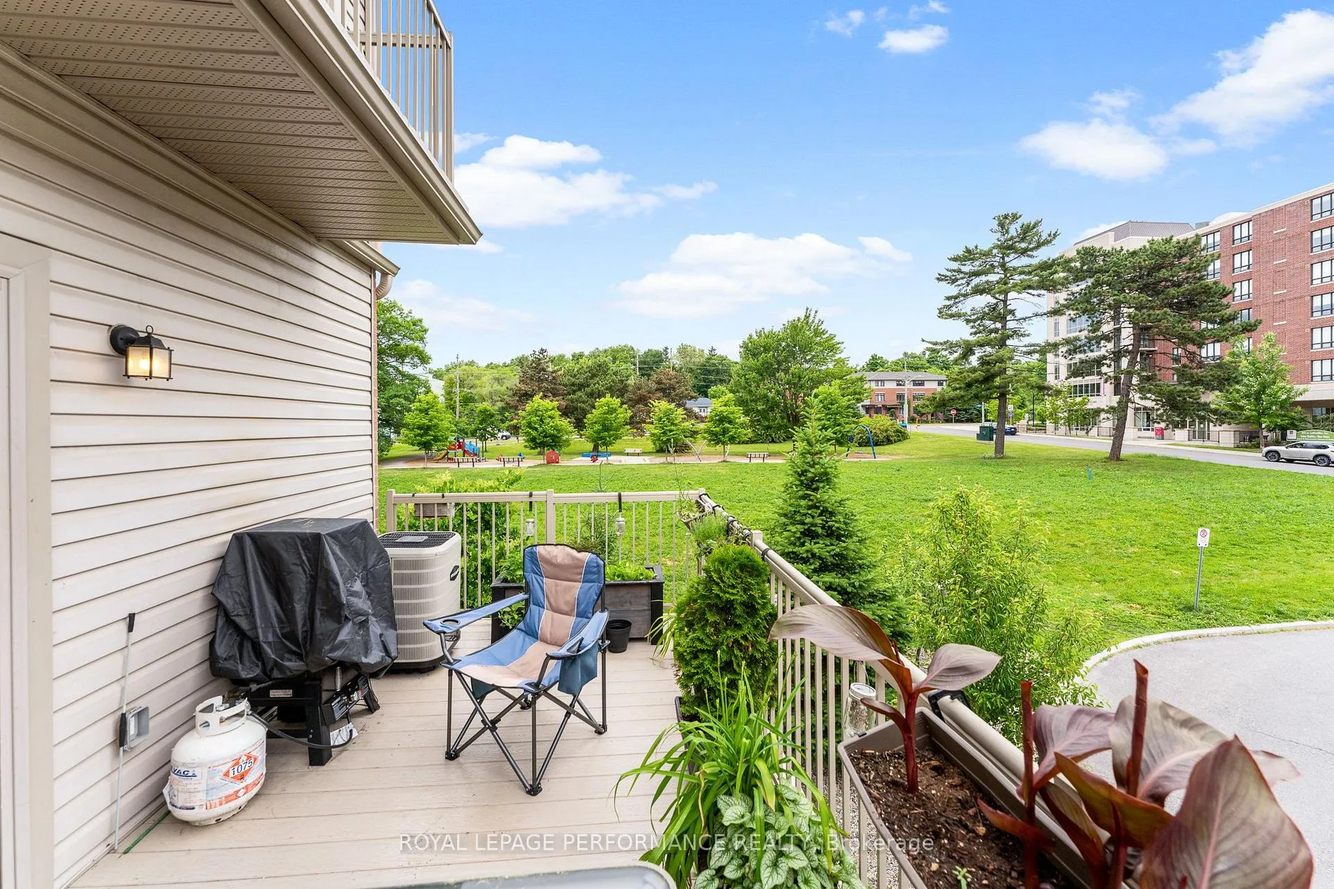 Photo 22 of 130 Matador Private, Ottawa, Carson Meadows — HOMEH