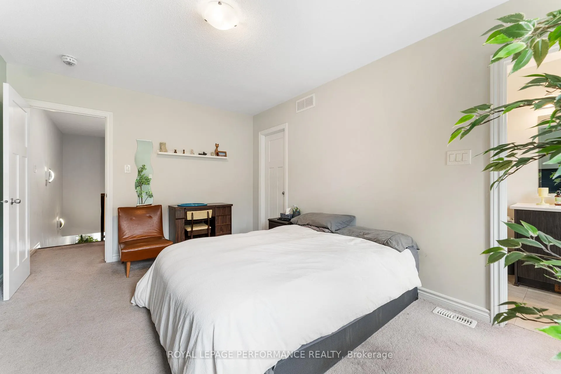 Photo 32 of 130 Matador Private, Ottawa, Carson Meadows — HOMEH