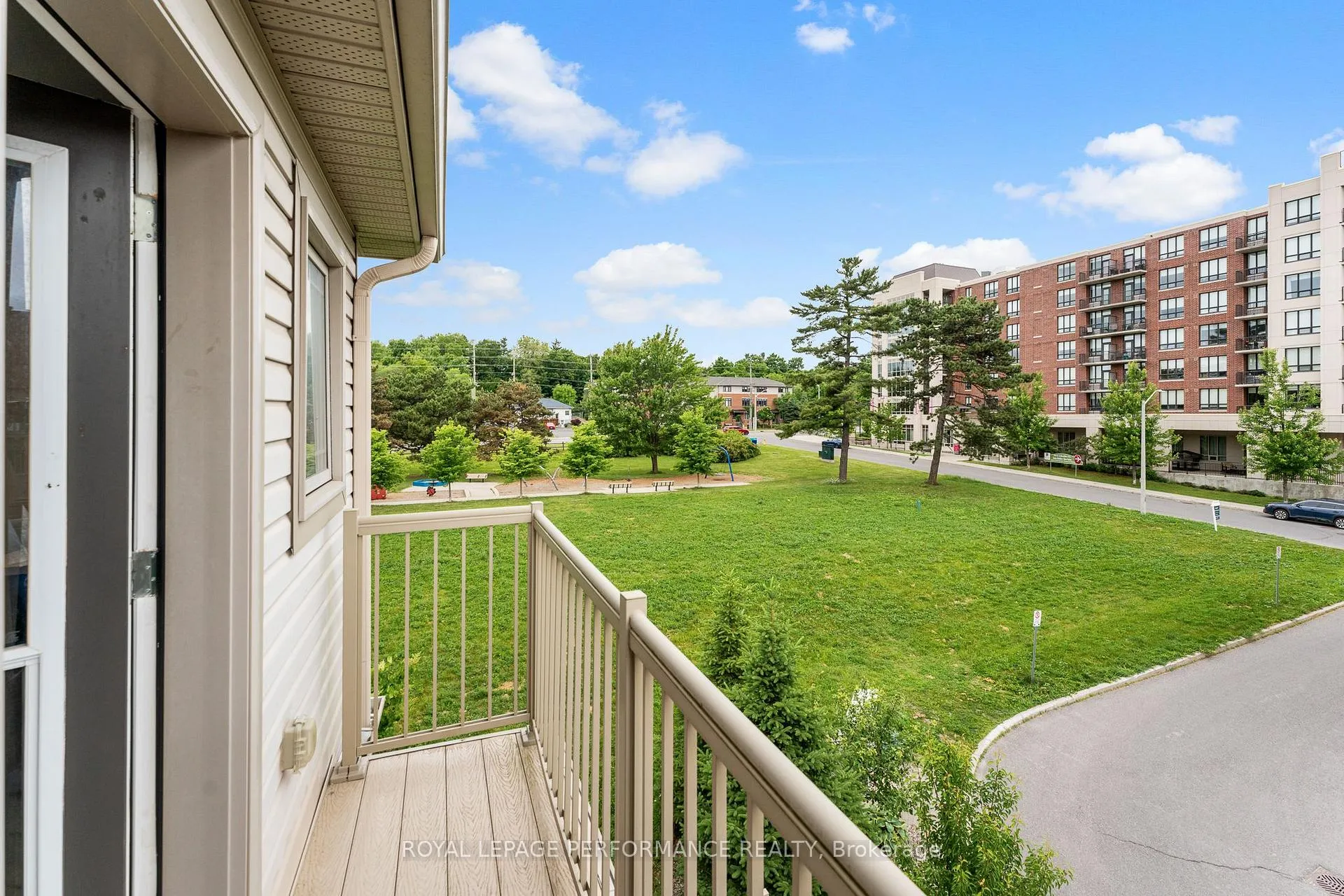 Photo 34 of 130 Matador Private, Ottawa, Carson Meadows — HOMEH