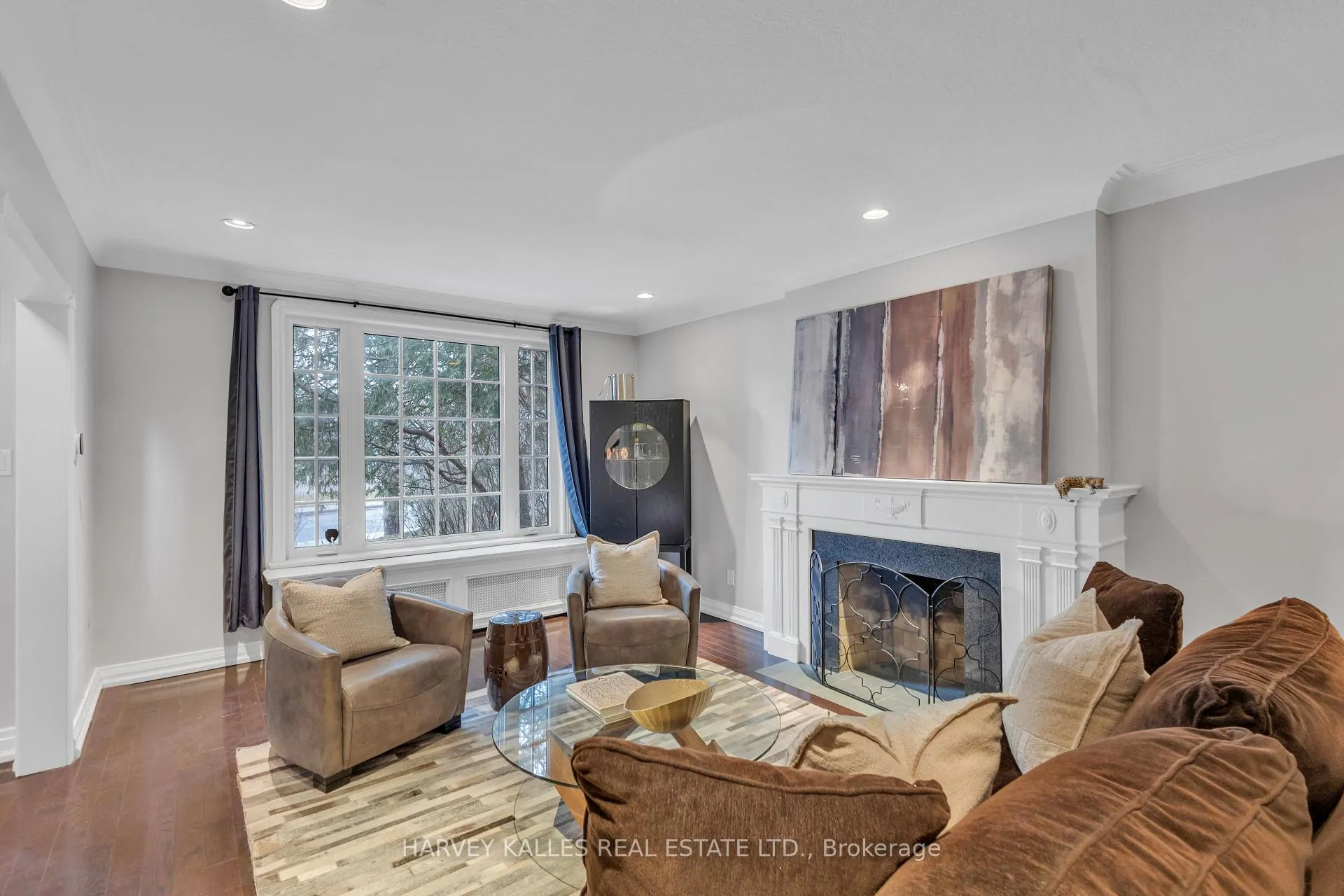 Photo 5 of 27 Peveril Hill S, Toronto, Humewood-Cedarvale — HOMEH