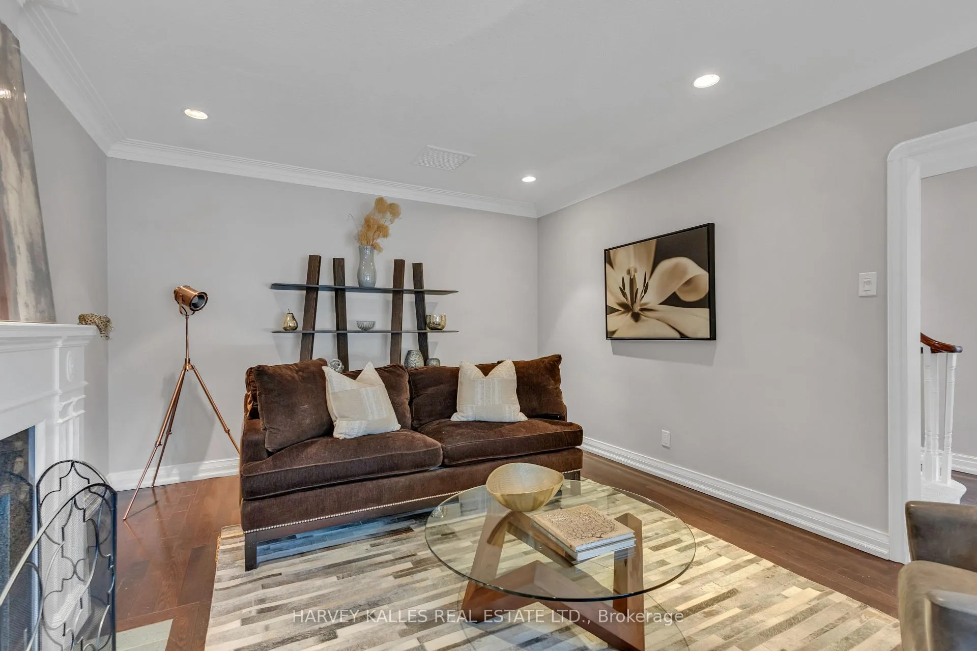 Photo 6 of 27 Peveril Hill S, Toronto, Humewood-Cedarvale — HOMEH
