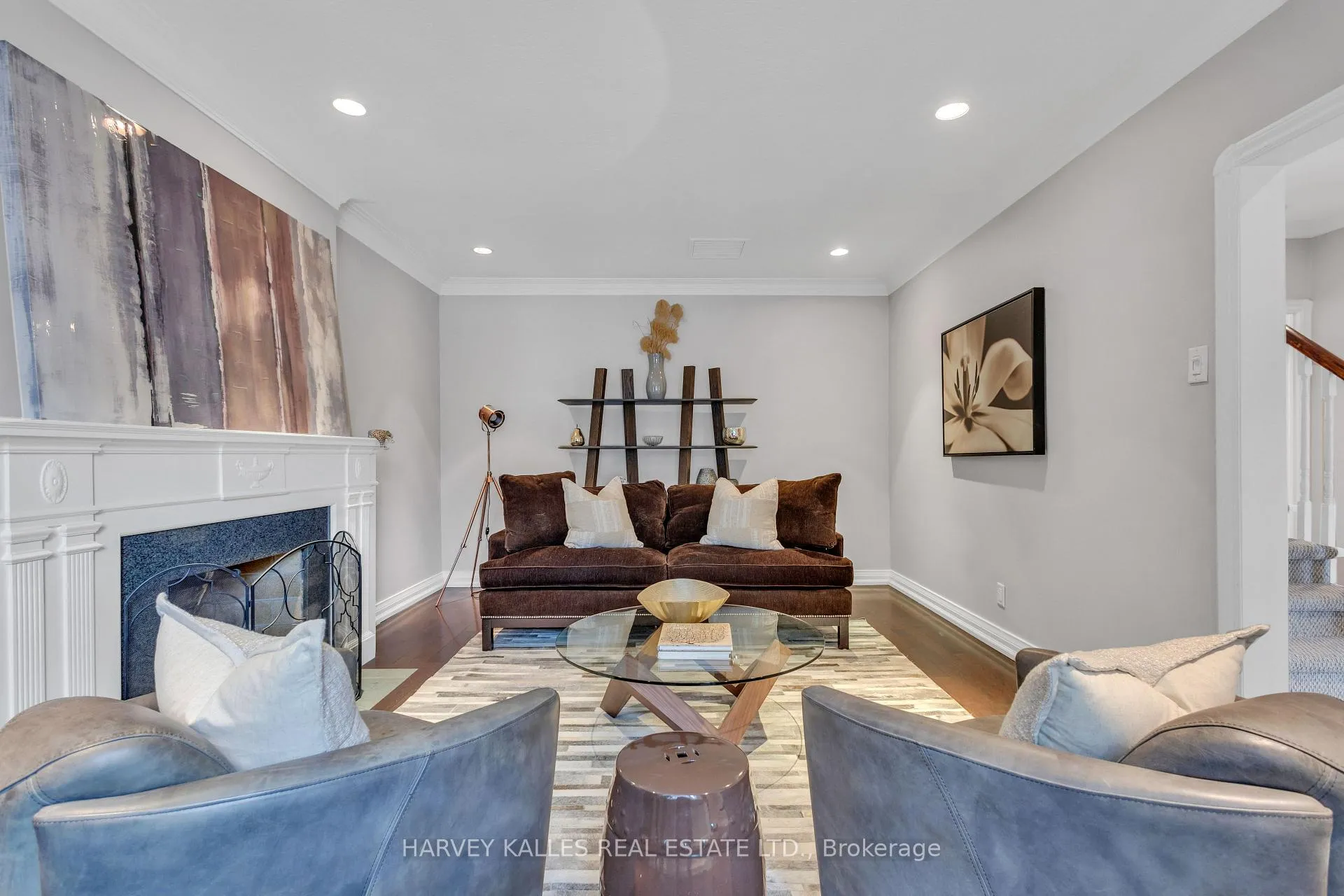 Photo 7 of 27 Peveril Hill S, Toronto, Humewood-Cedarvale — HOMEH