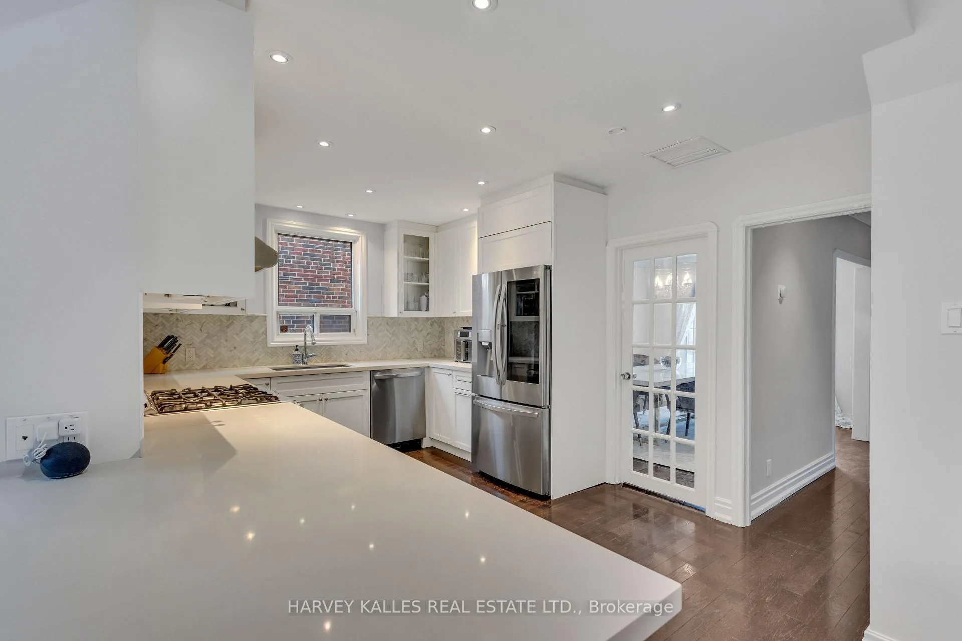 Photo 15 of 27 Peveril Hill S, Toronto, Humewood-Cedarvale — HOMEH