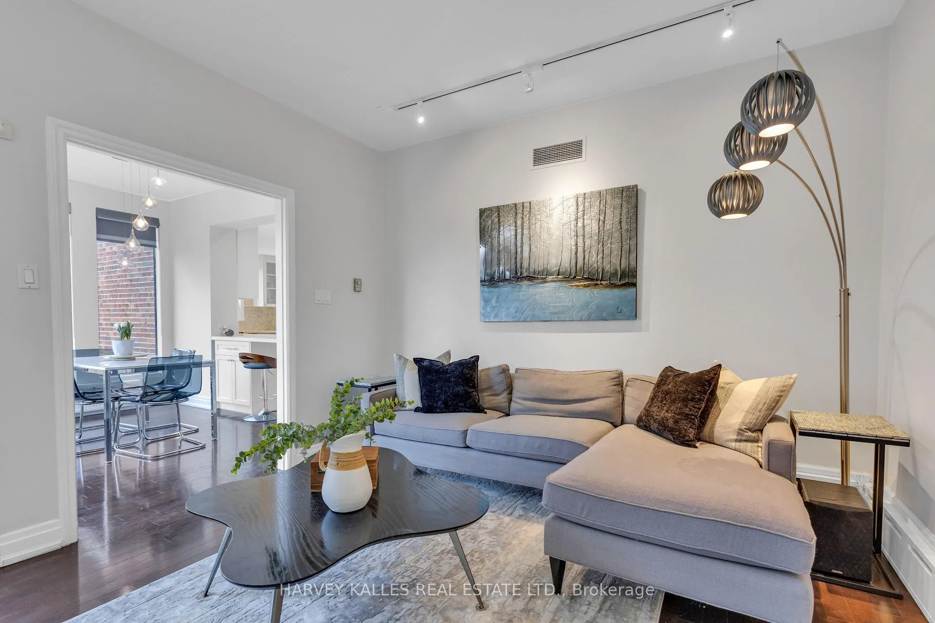 Photo 18 of 27 Peveril Hill S, Toronto, Humewood-Cedarvale — HOMEH