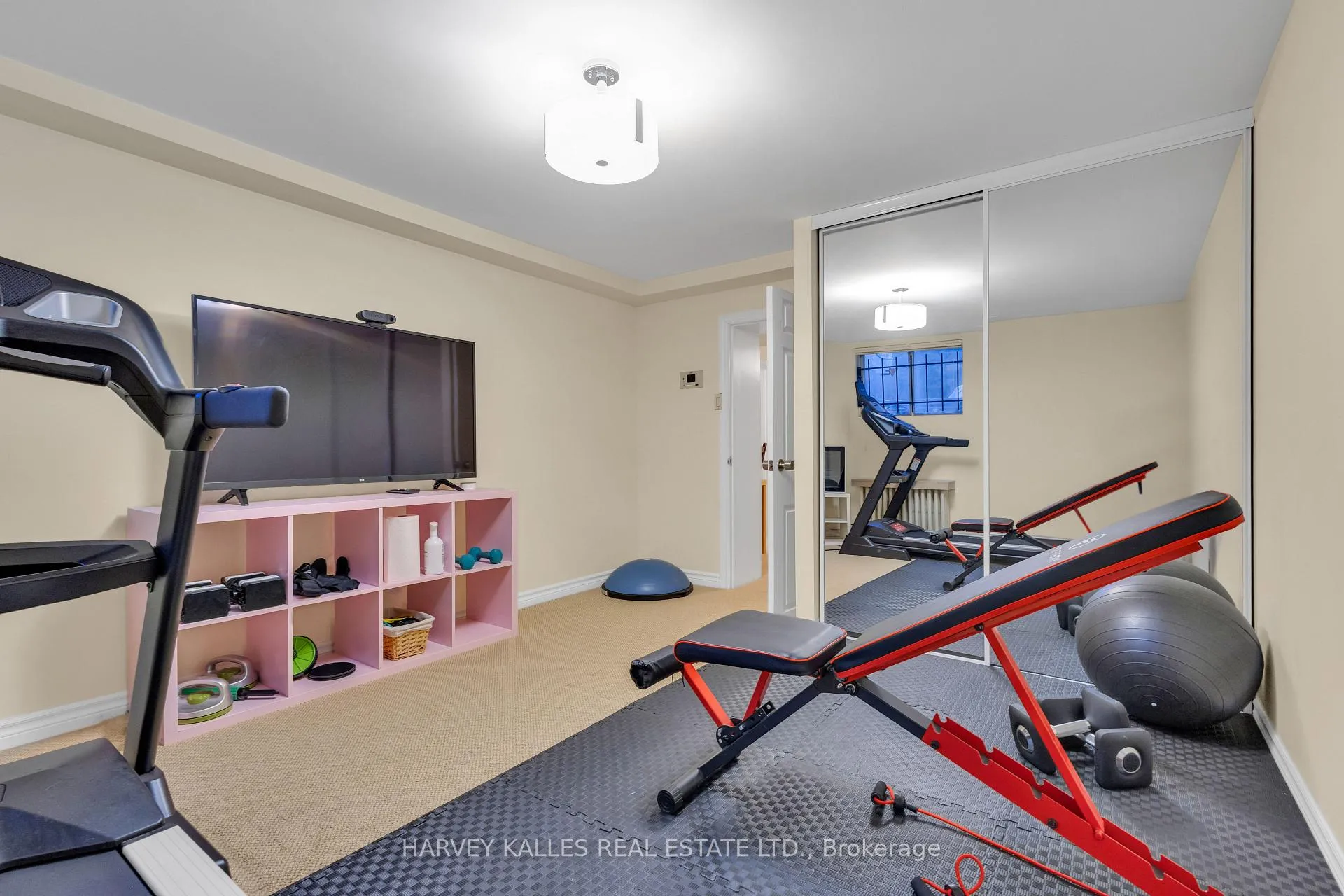 Photo 43 of 27 Peveril Hill S, Toronto, Humewood-Cedarvale — HOMEH