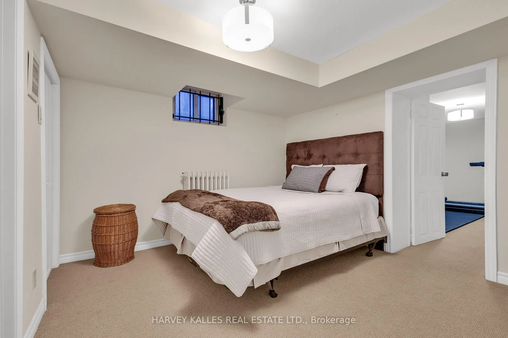 Photo 44 of 27 Peveril Hill S, Toronto, Humewood-Cedarvale — HOMEH