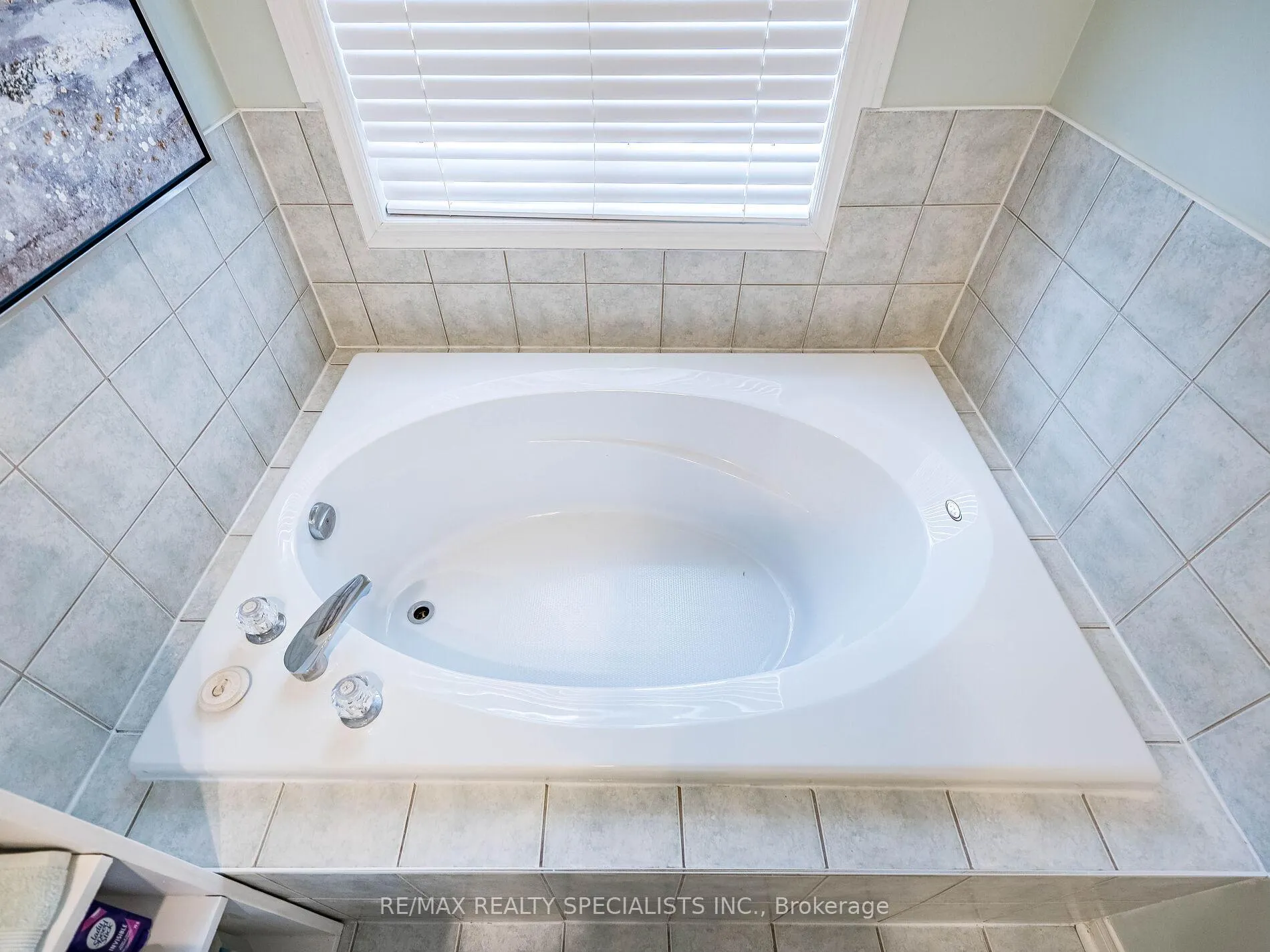 Photo 27 of 18 Willow Park Drive, Brampton, Sandringham-Wellington — HOMEH