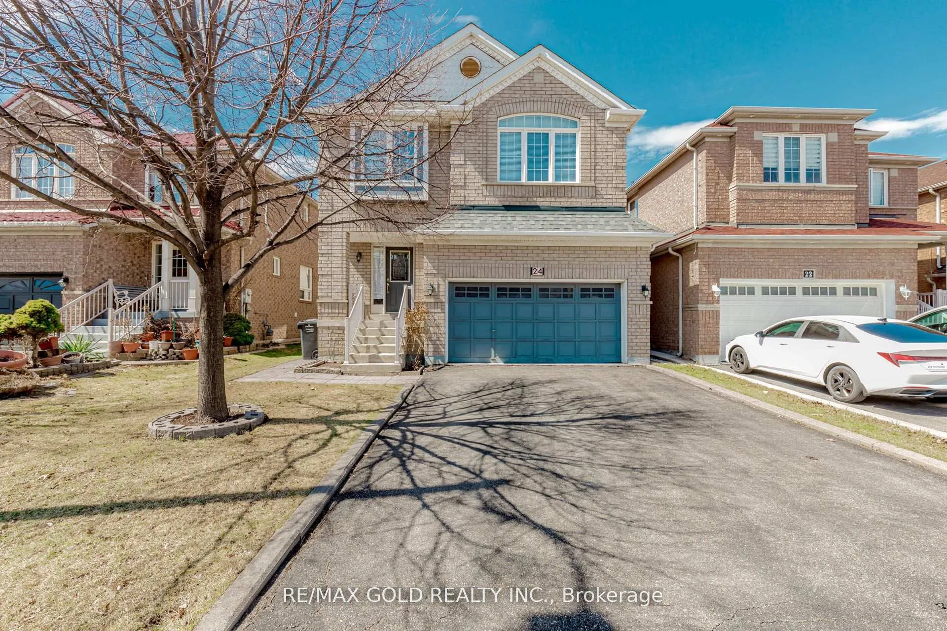 Photo 1 of 24 Sweet Clover Crescent, Brampton, Sandringham-Wellington — HOMEH