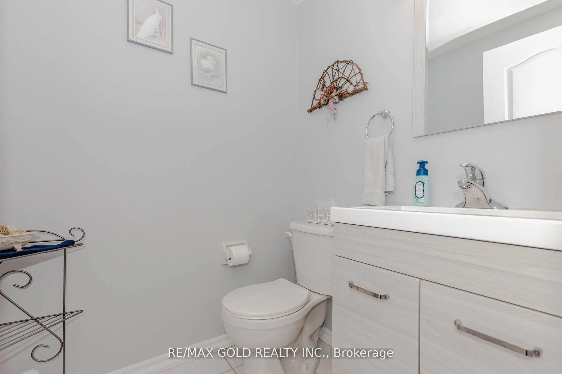Photo 15 of 24 Sweet Clover Crescent, Brampton, Sandringham-Wellington — HOMEH
